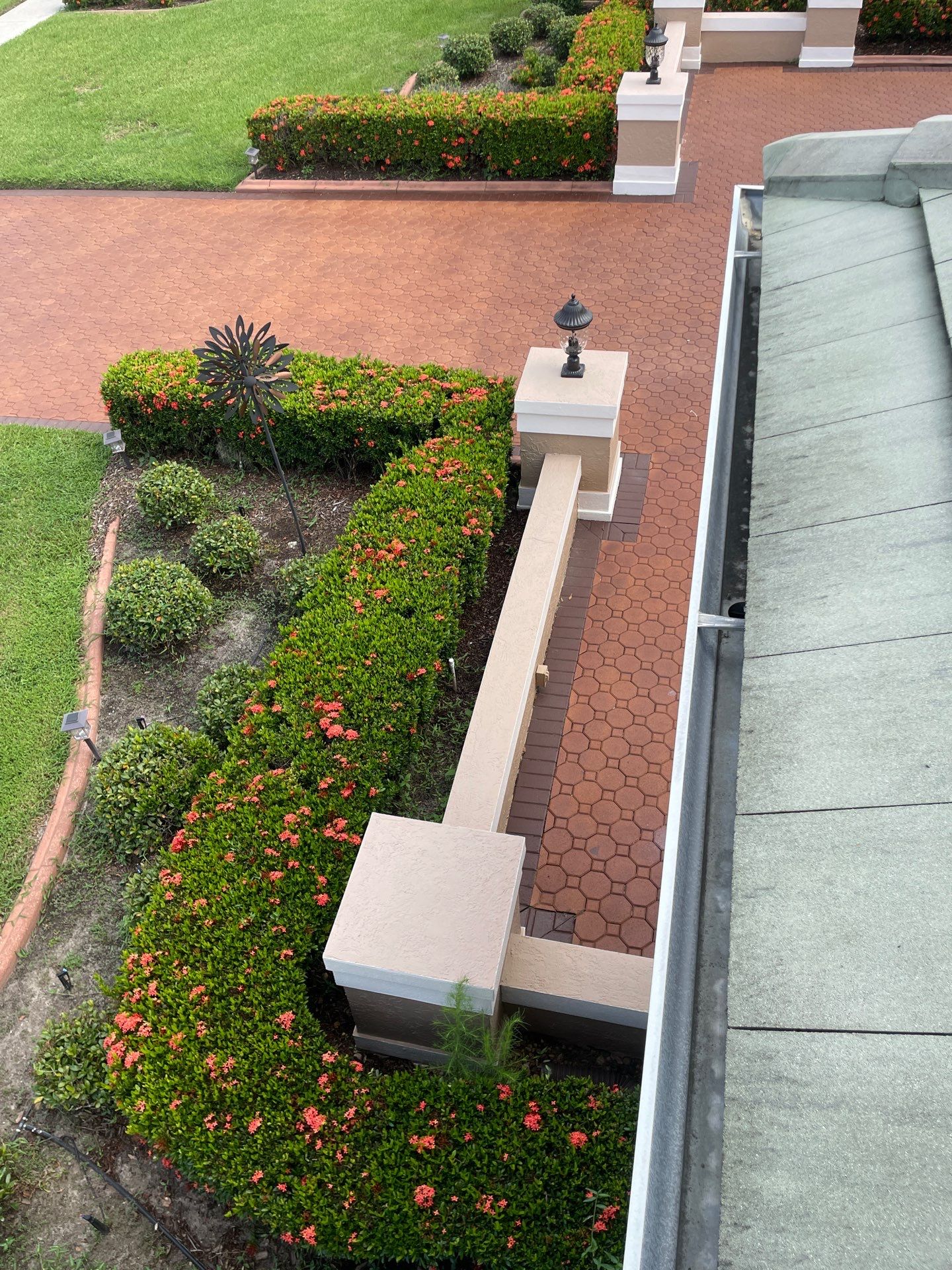 Gutter Cleaning Service in Parrish FL by Gutter Professors