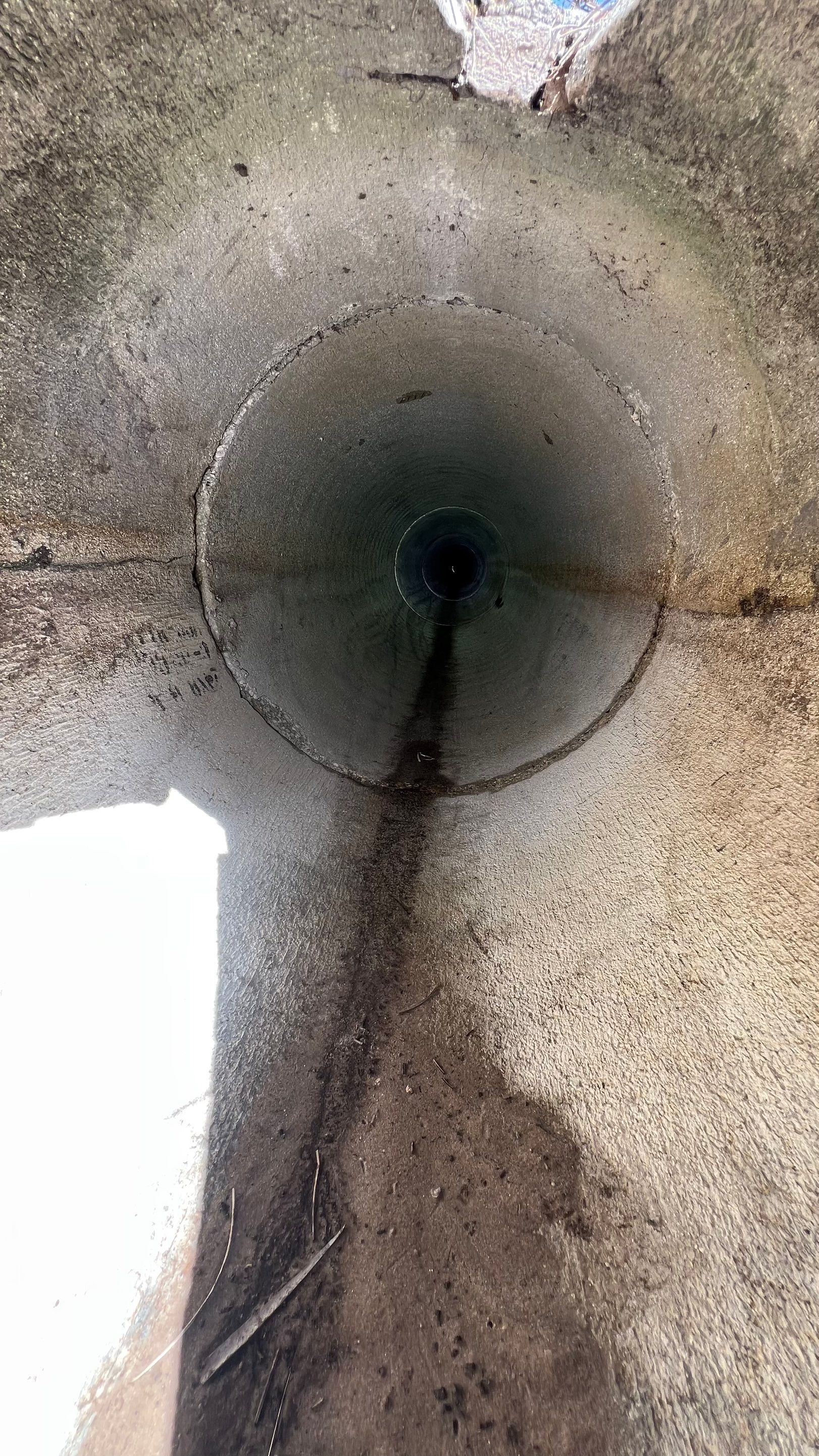 Estero Community Stormwater System Maintenance by APS Power & Water