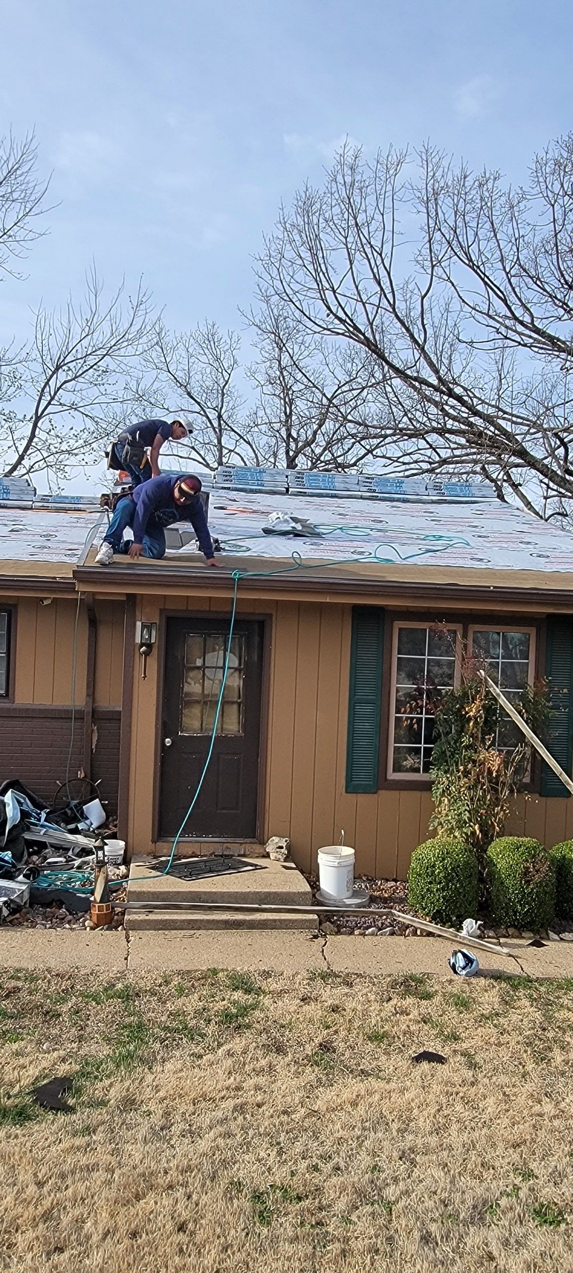 Residential Roofing Installation using IKO DYNASTY ROOF by EEC  Windows, Siding & Roofing 