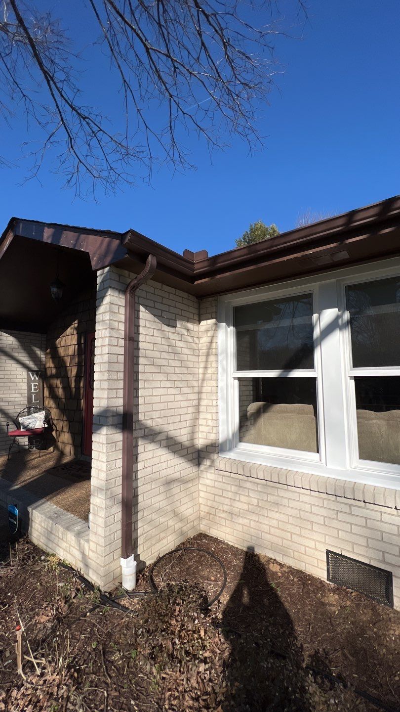 Residential Roofing Installation using Owens Corning Oakridge Roofing System by Undersun Roofing 