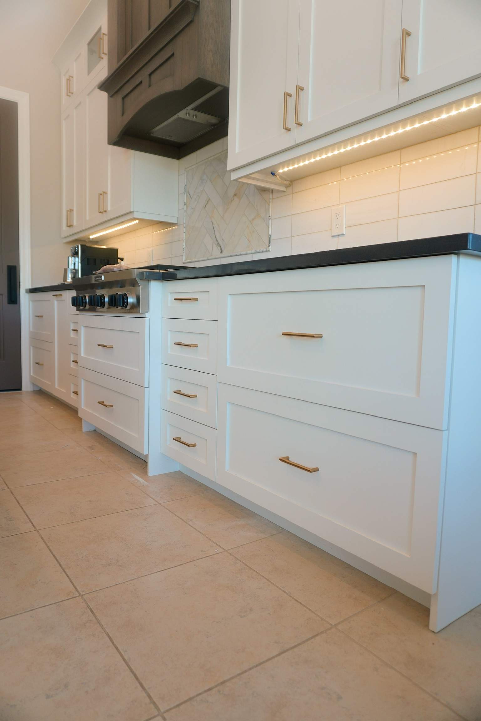 Livorno Way - Cabinets by Kowalski Painting