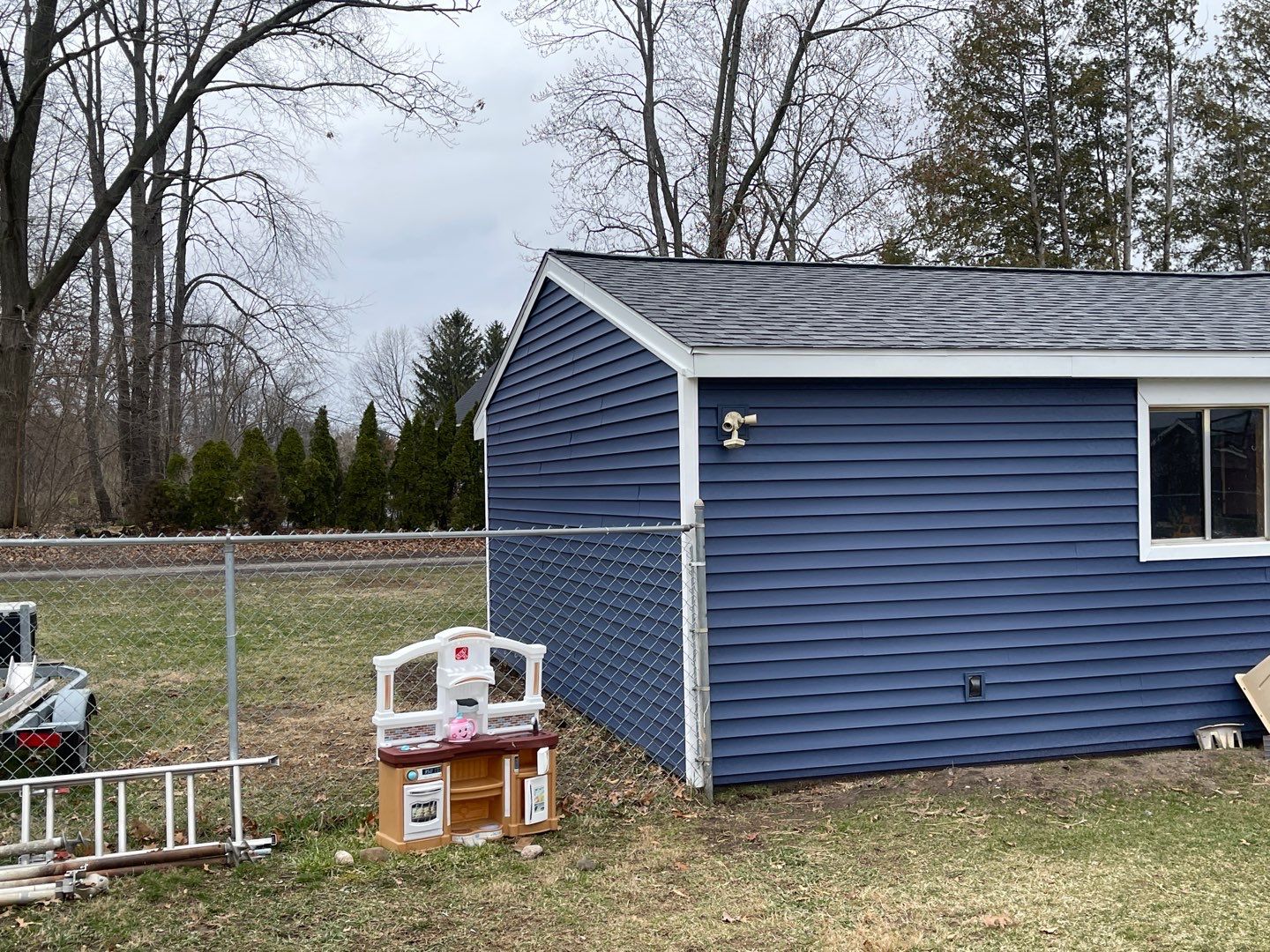 Siding Replacement using CertainTeed Restoration Classis D4 by 180 Contractors