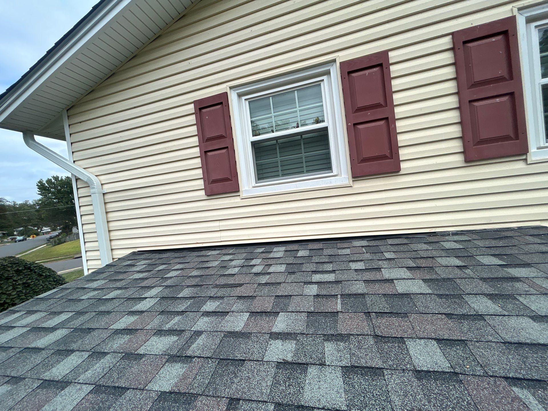 Falls Church : Residential Roof Replacement with CertainTeed Landmark Pro in Max Def Heather Blend by RM Banning, Inc.