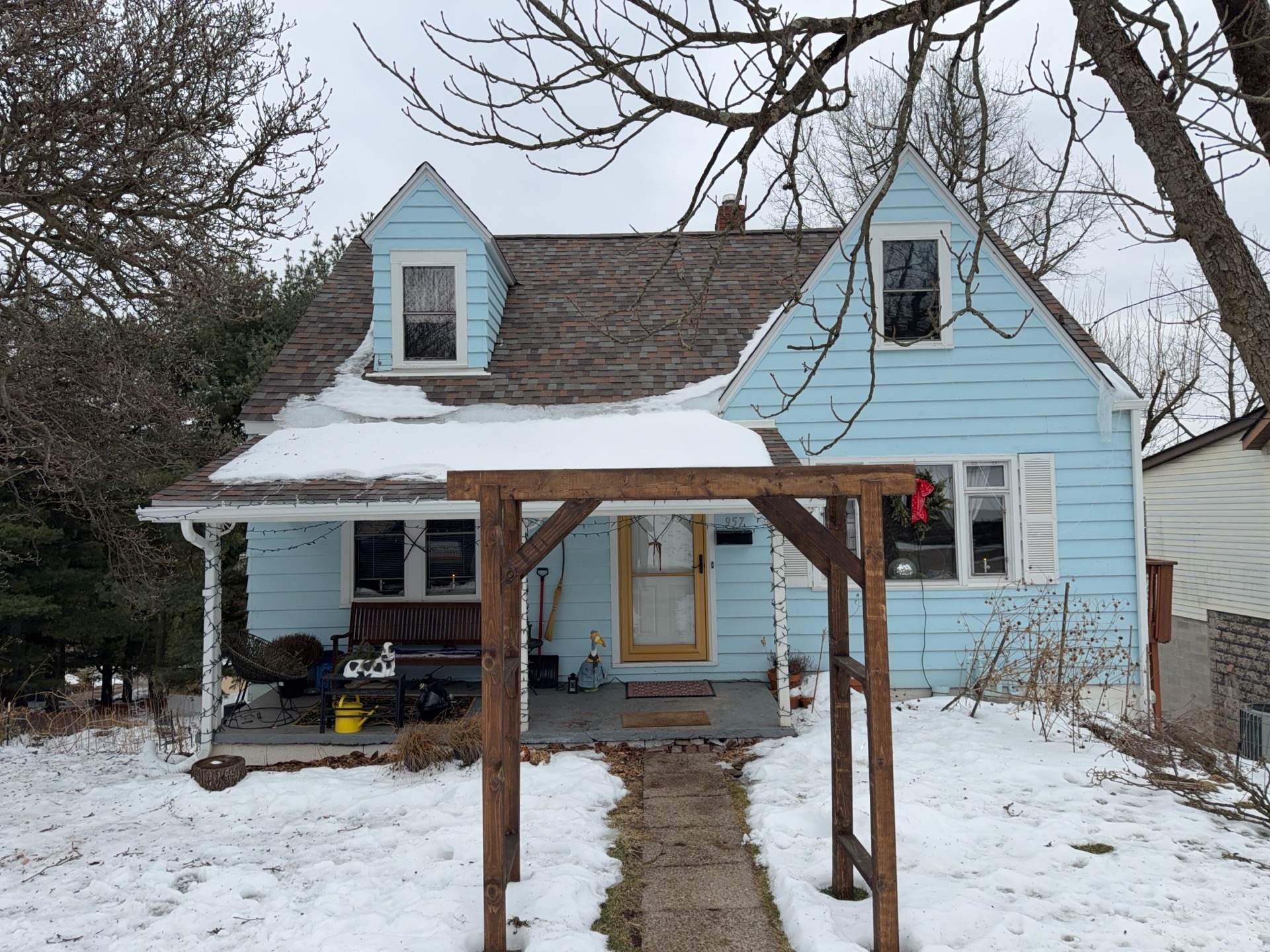 Wood Siding to James Hardie Lap Siding with Custom Paint by Ideal Siding Pittsburgh