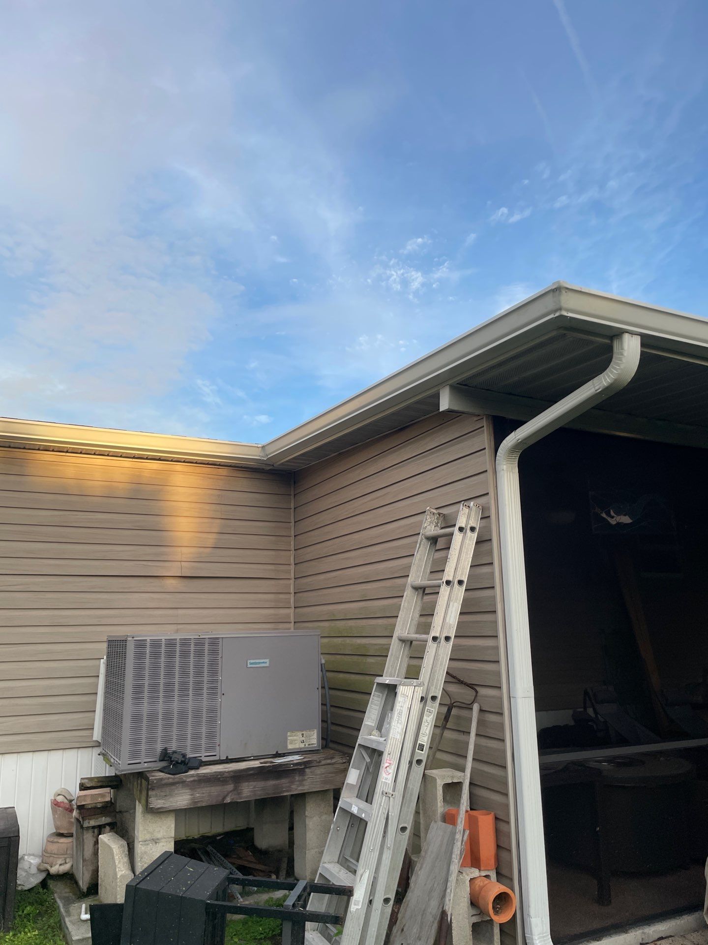 Custom 7-Inch Aluminum Gutters in Fort Myers FL by Gutter Professors