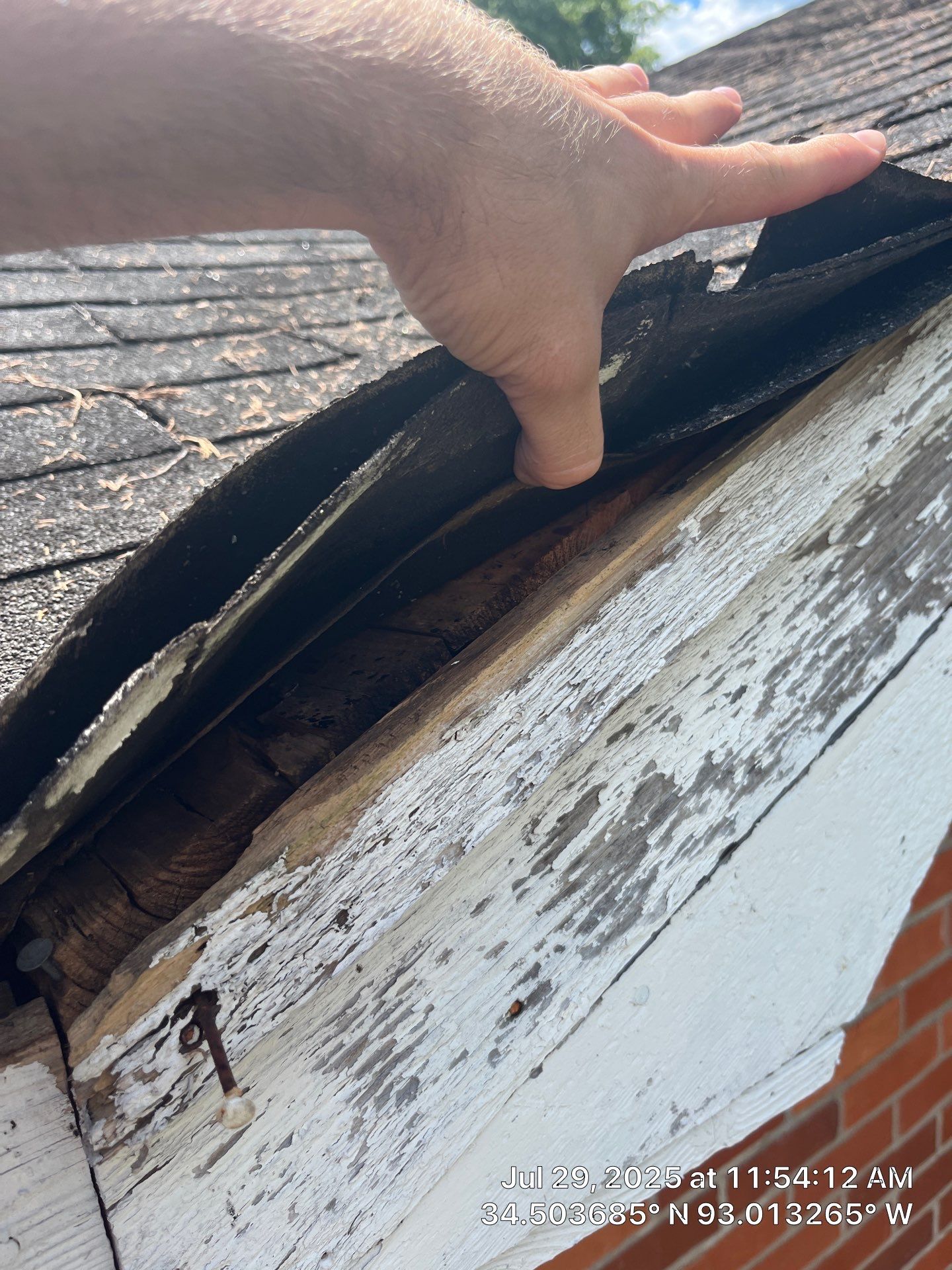 GAF Timberline HDZ Roof Replacement on Brick Home in Hot Springs by Temple Roofing and Exteriors