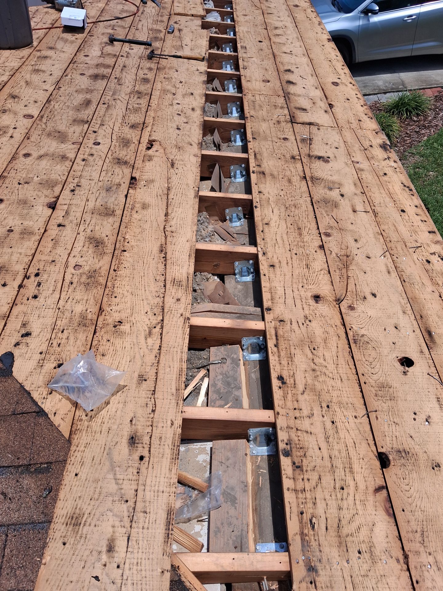 Project in St. Petersburg 33710 by Mitchell Roofing Company LLC 