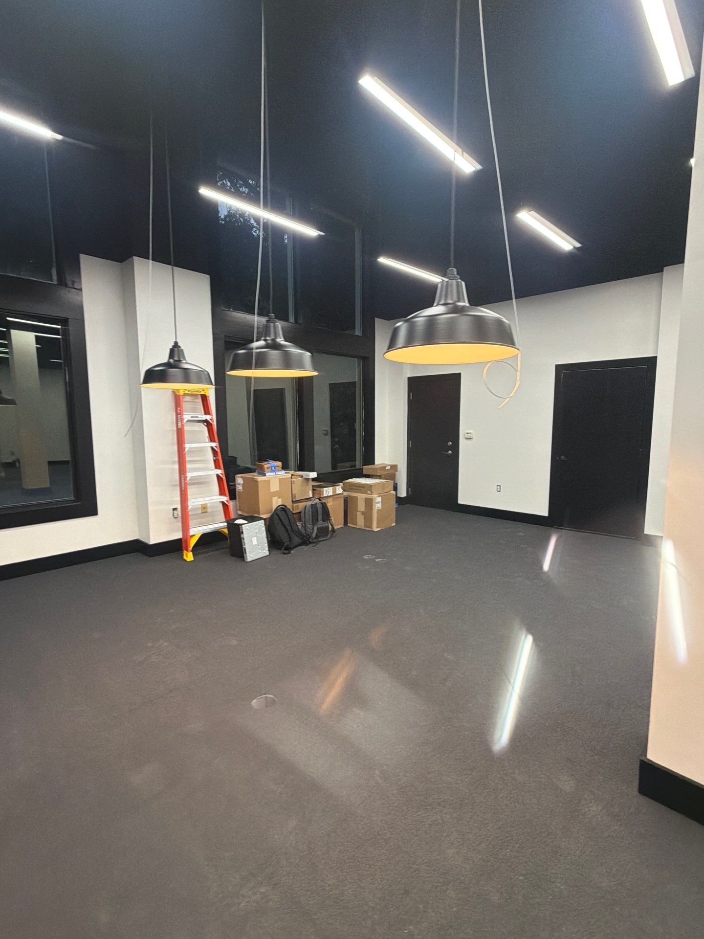 Commercial Retail Build Out for Verizon Mobile in Atlanta by Mark Allan Contracting