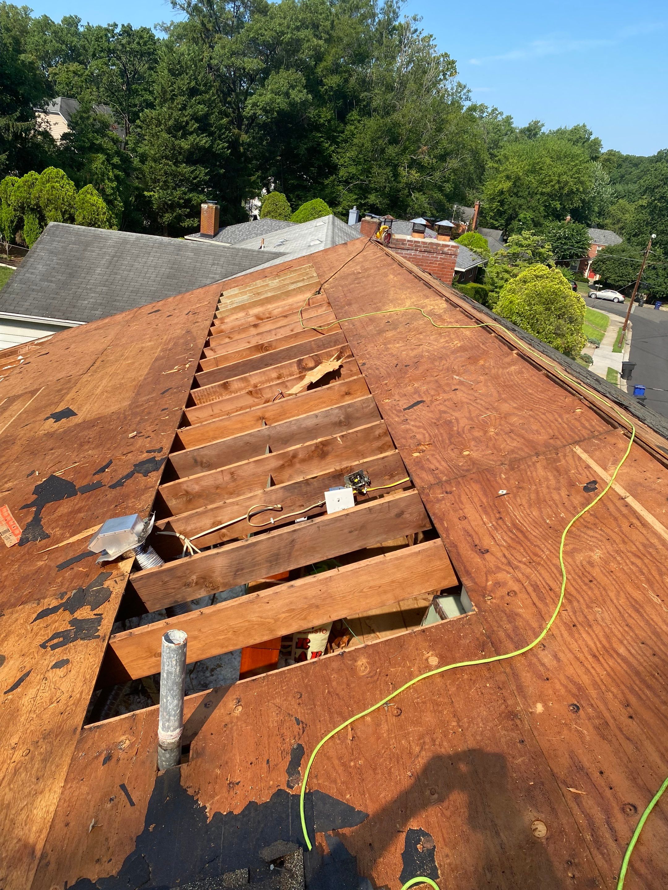 Arlington: Roof Replacement with CertainTeed Landmark Pro in Max Def Georgetown Gray by RM Banning, Inc.