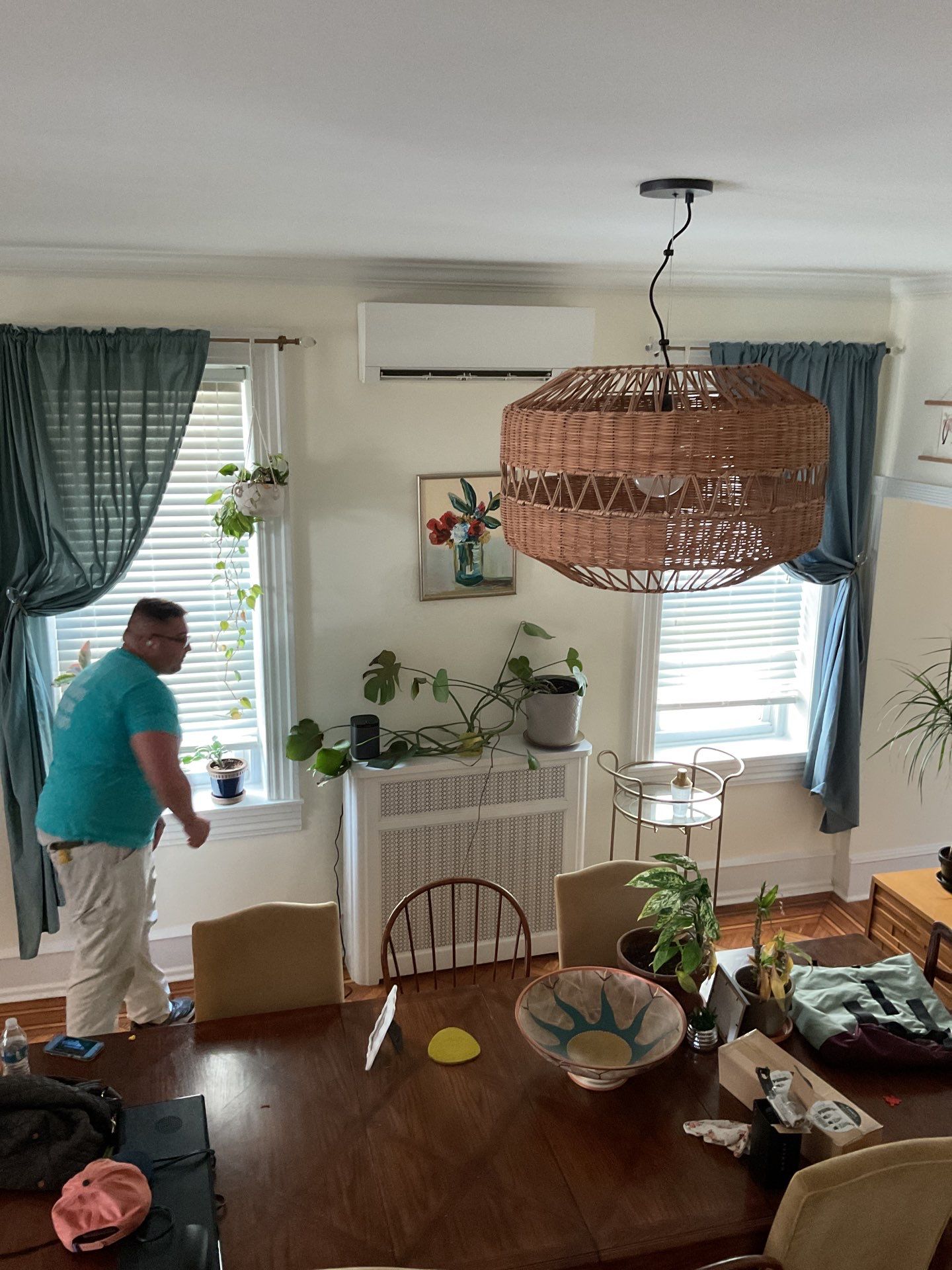Full Interior & Exterior Restoration – Custom Color Match & Stucco Repaint | East Falls, Philadelphia by Groovy Hues
