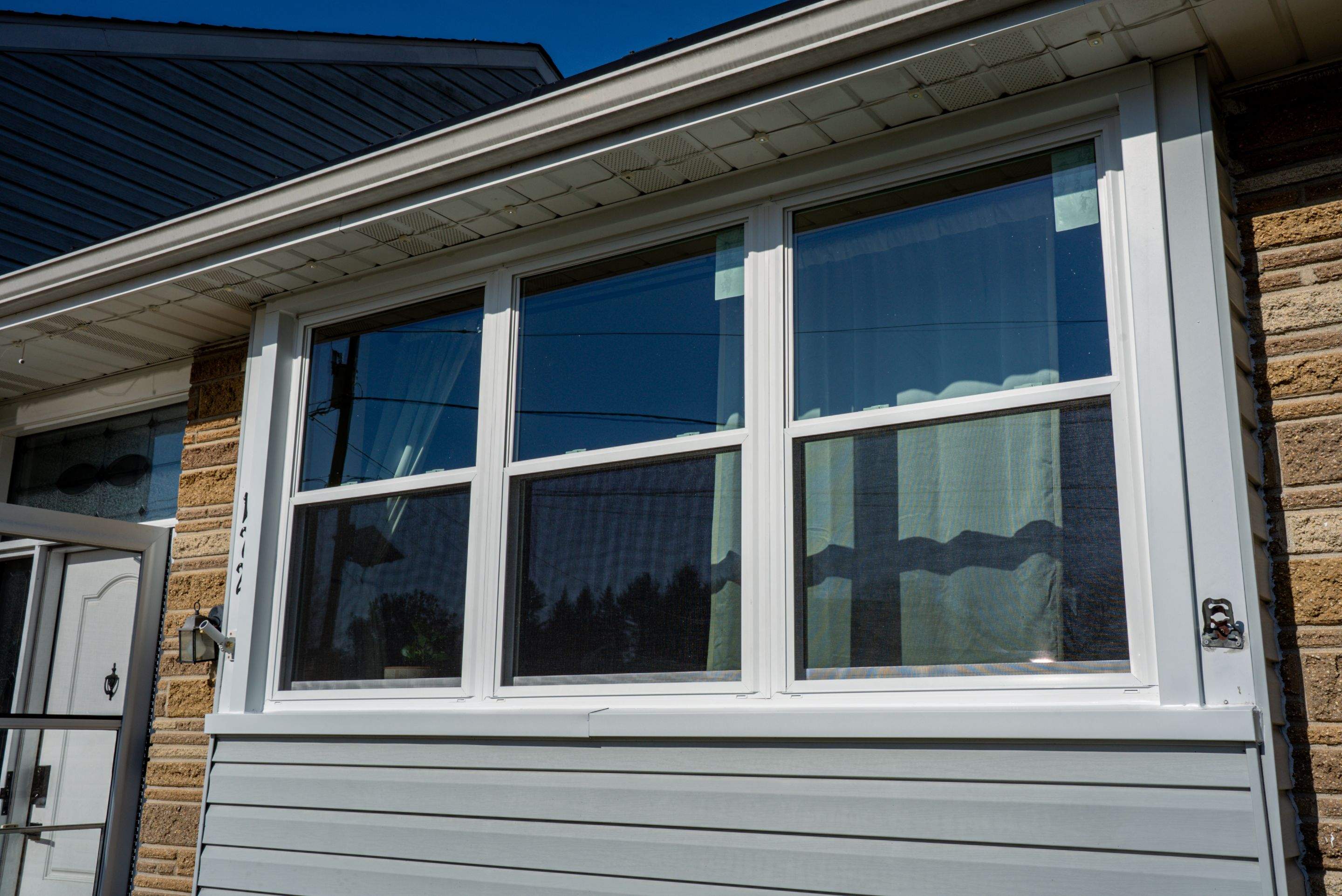 Window & Door Replacement in Mount Holly, NJ 08060 by Mighty Dog Roofing of South Jersey 