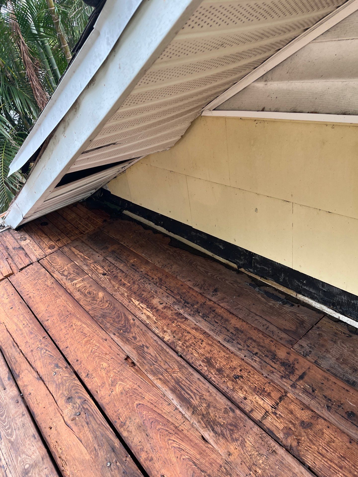 Project in Gulfport 33707 by Mitchell Roofing Company LLC 