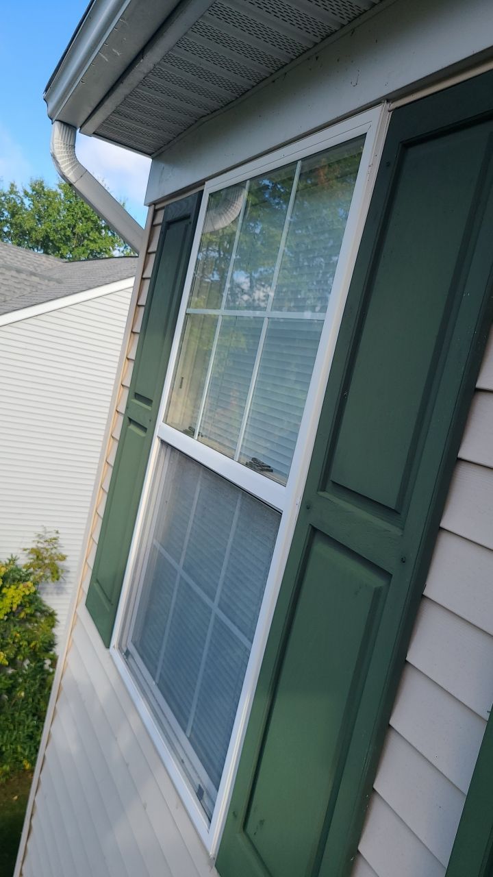 Dumfries: CertainTeed Landmark Pro Designer Shingles in Max Def Weathered Wood by RM Banning, Inc.