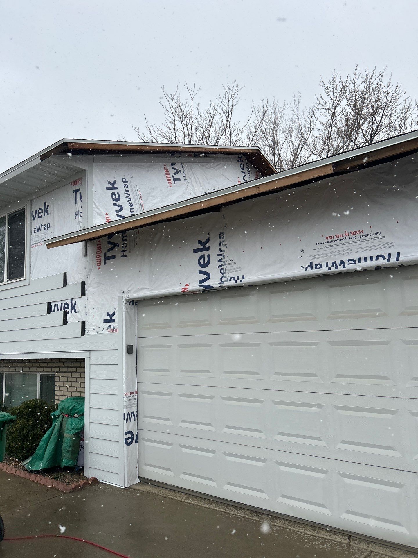 Orem | Crisp Monochromatic Hardie Upgrade | Arctic White by Ideal Siding Utah