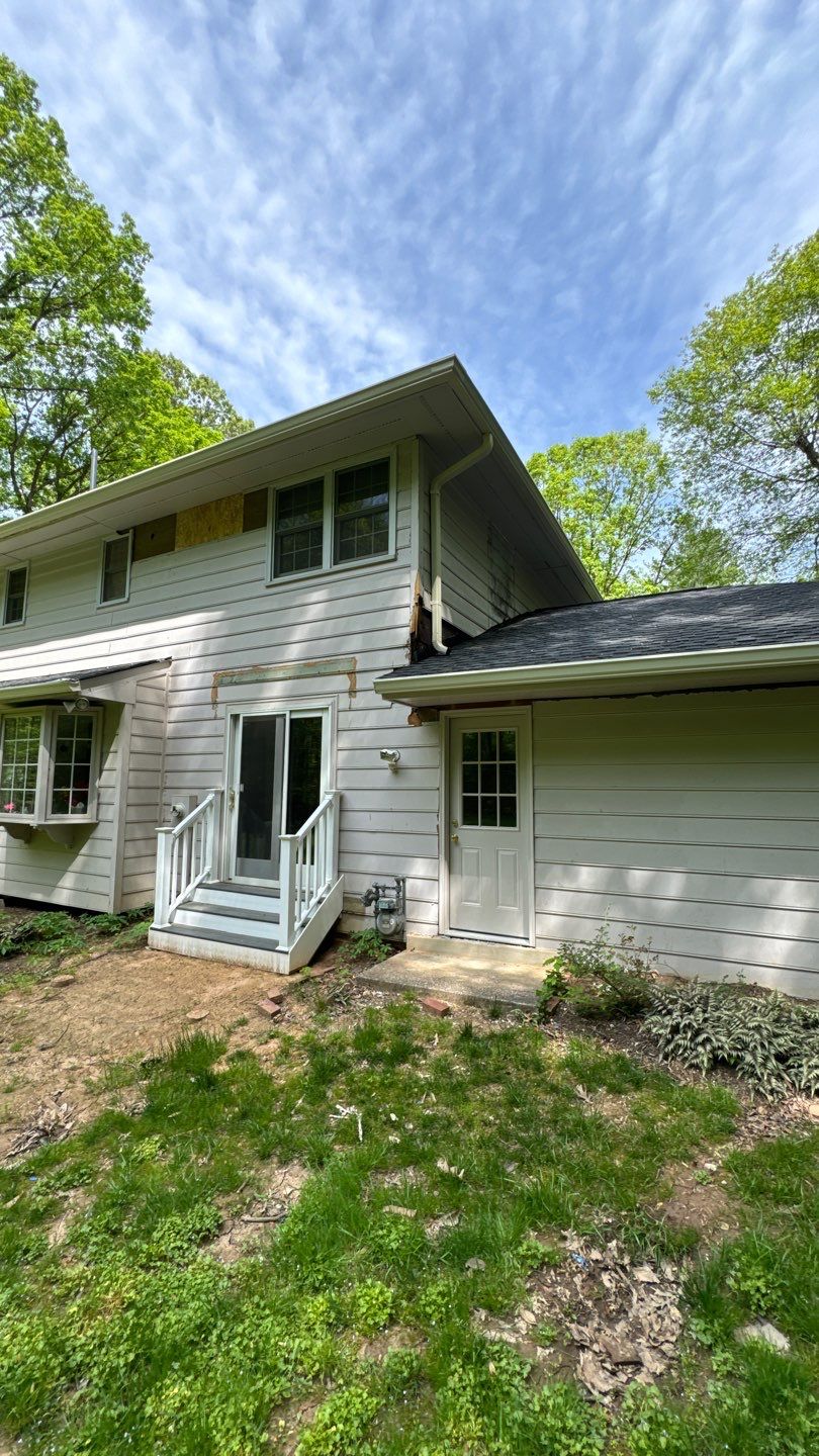Great Falls: Siding Replacement with James Hardie Statement Beaded Plank in Cobblestone by RM Banning, Inc.