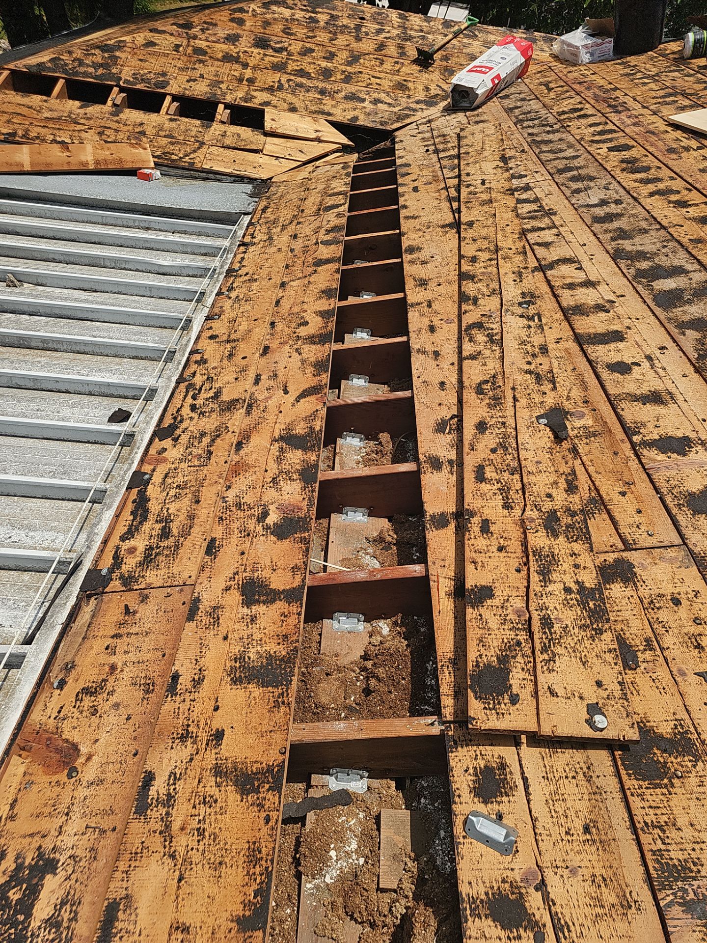 Project in St. Petersburg 33705 by Mitchell Roofing Company LLC 