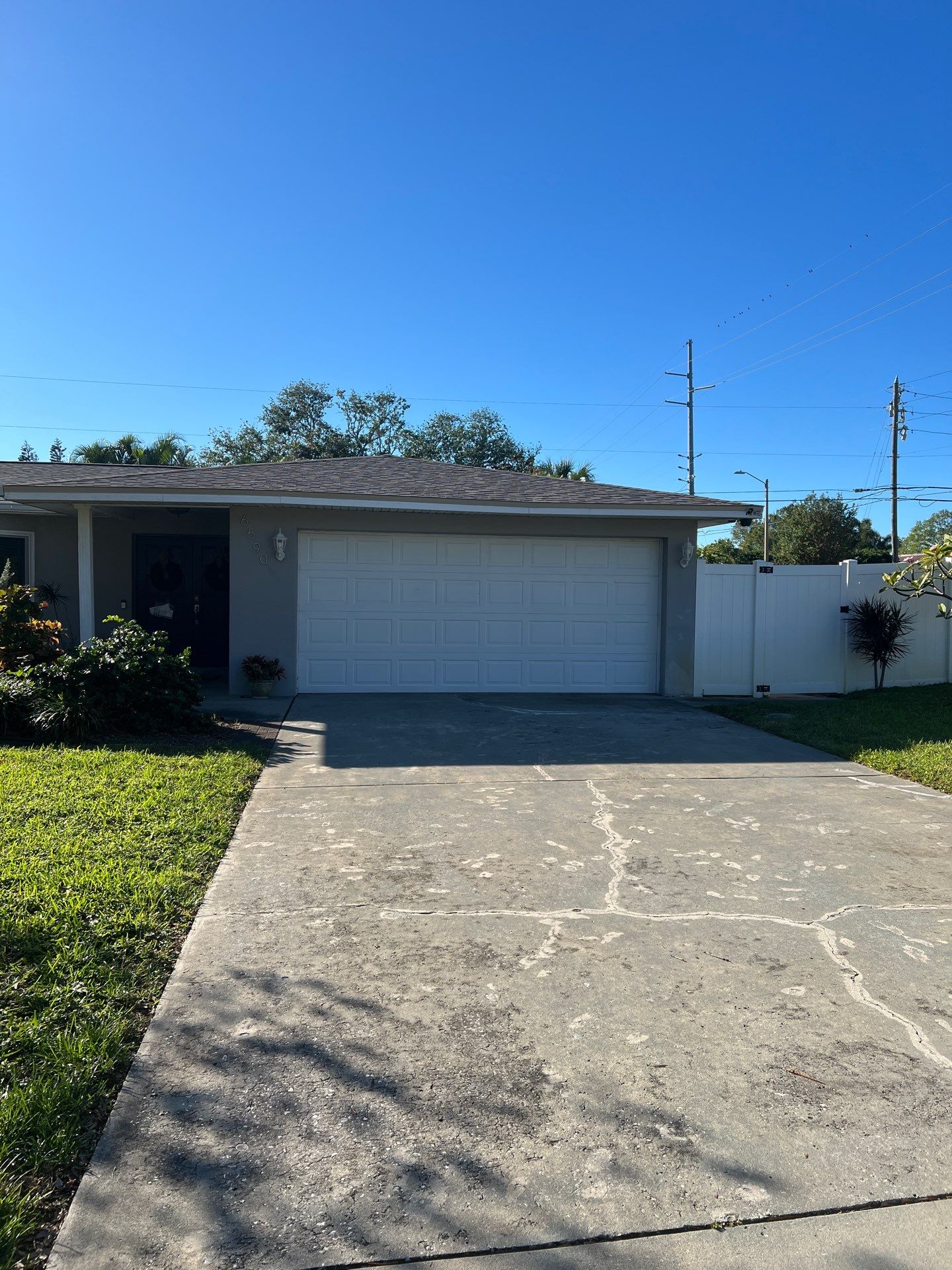 Project in Seminole 33772 by Mitchell Roofing Company LLC 