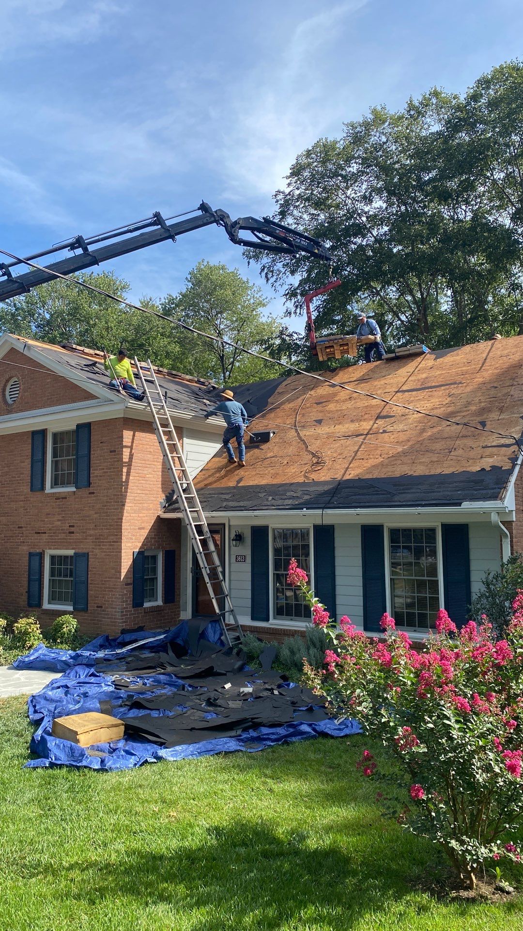 Falls Church: Roof Replacement with CertainTeed Landmark Pro in Max Def Pewterwood by RM Banning, Inc.