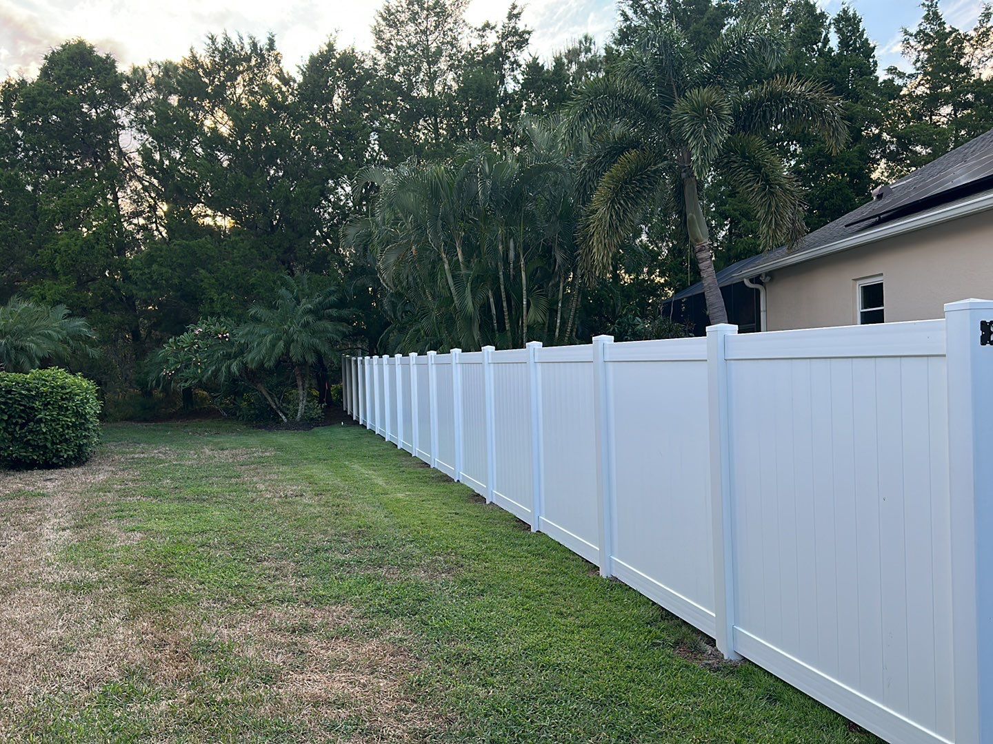 176ft Vinyl privacy & picket combo package by Asap fence and gates, LLC