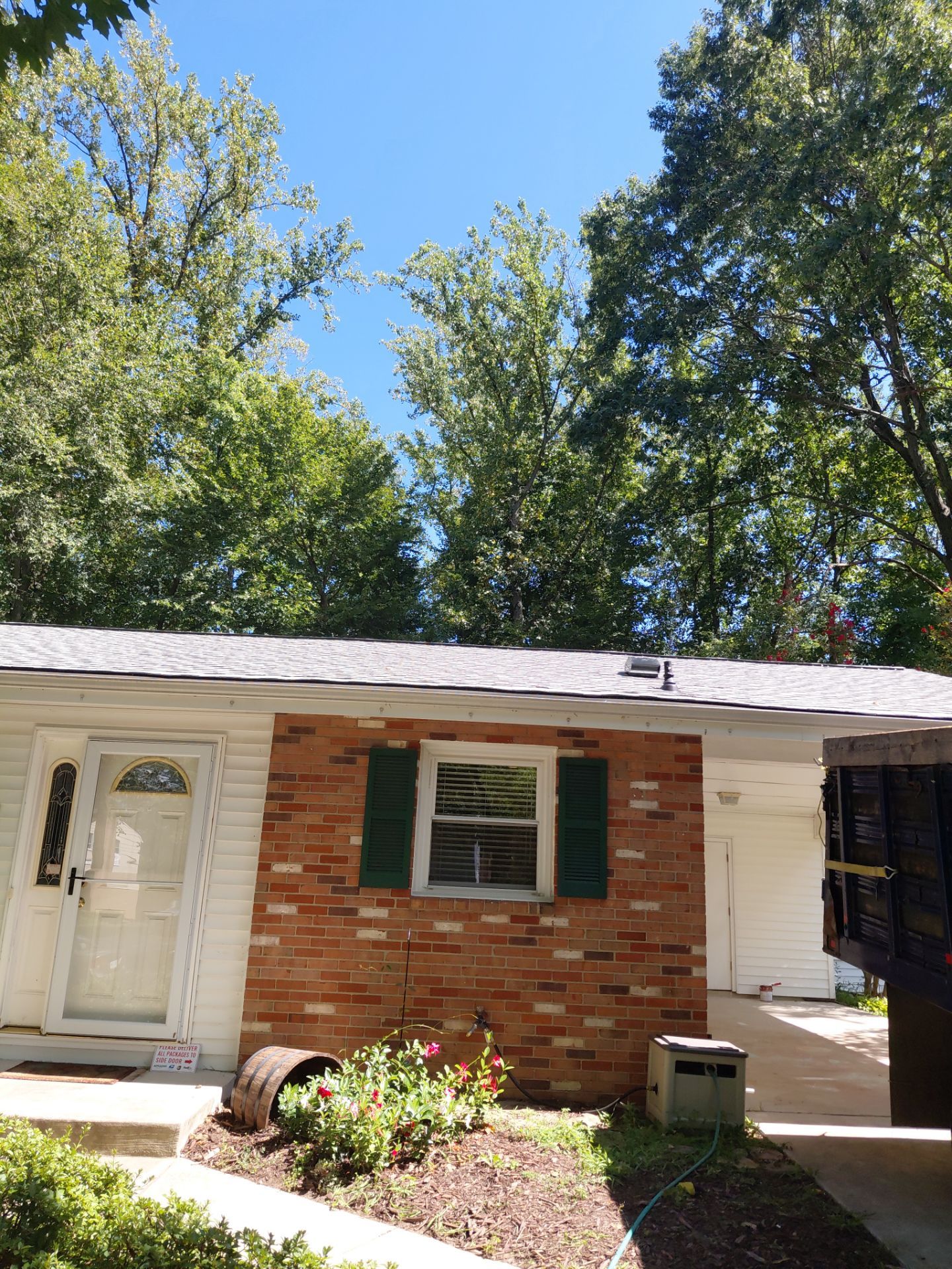 Springfield : with CertainTeed Landmark Pro in Max Def Cobblestone Gray  by RM Banning, Inc.