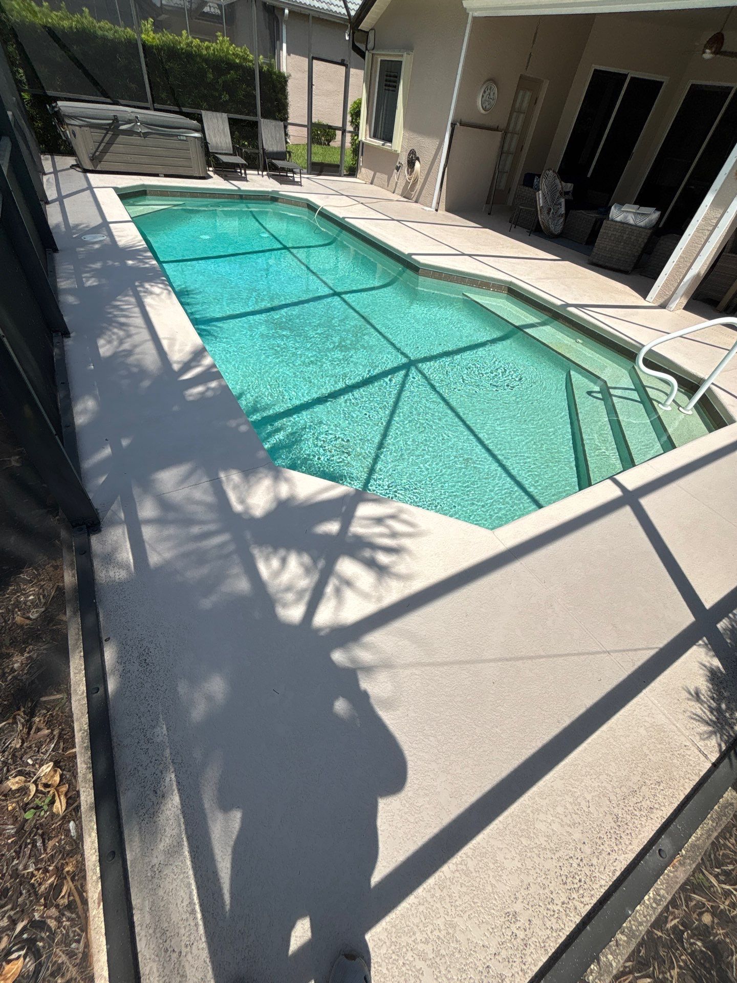 Porcelain Pool Deck - Colonial Country Club by Old Town Pavers Llc