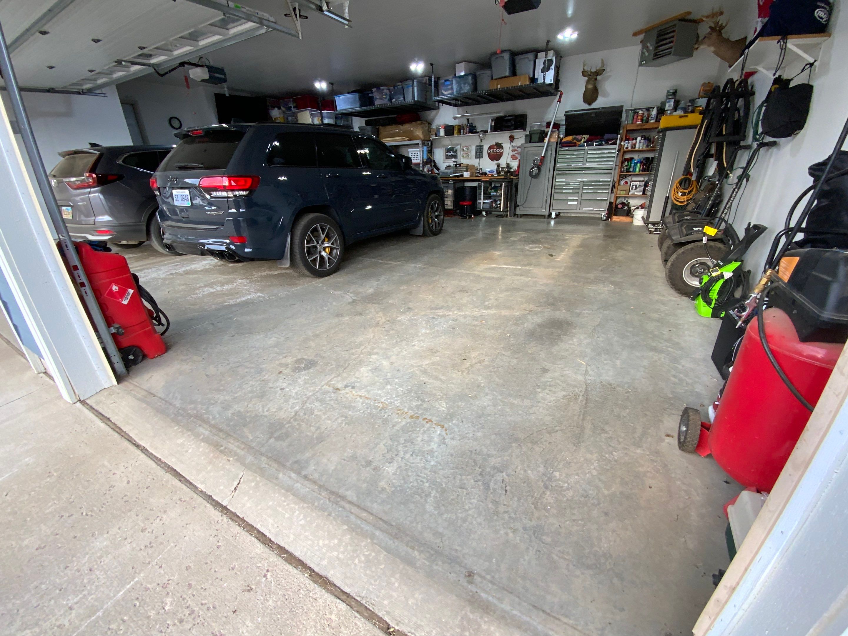 Garage using Silver Creek by Select Painting, Coatings & Garage Cabinets
