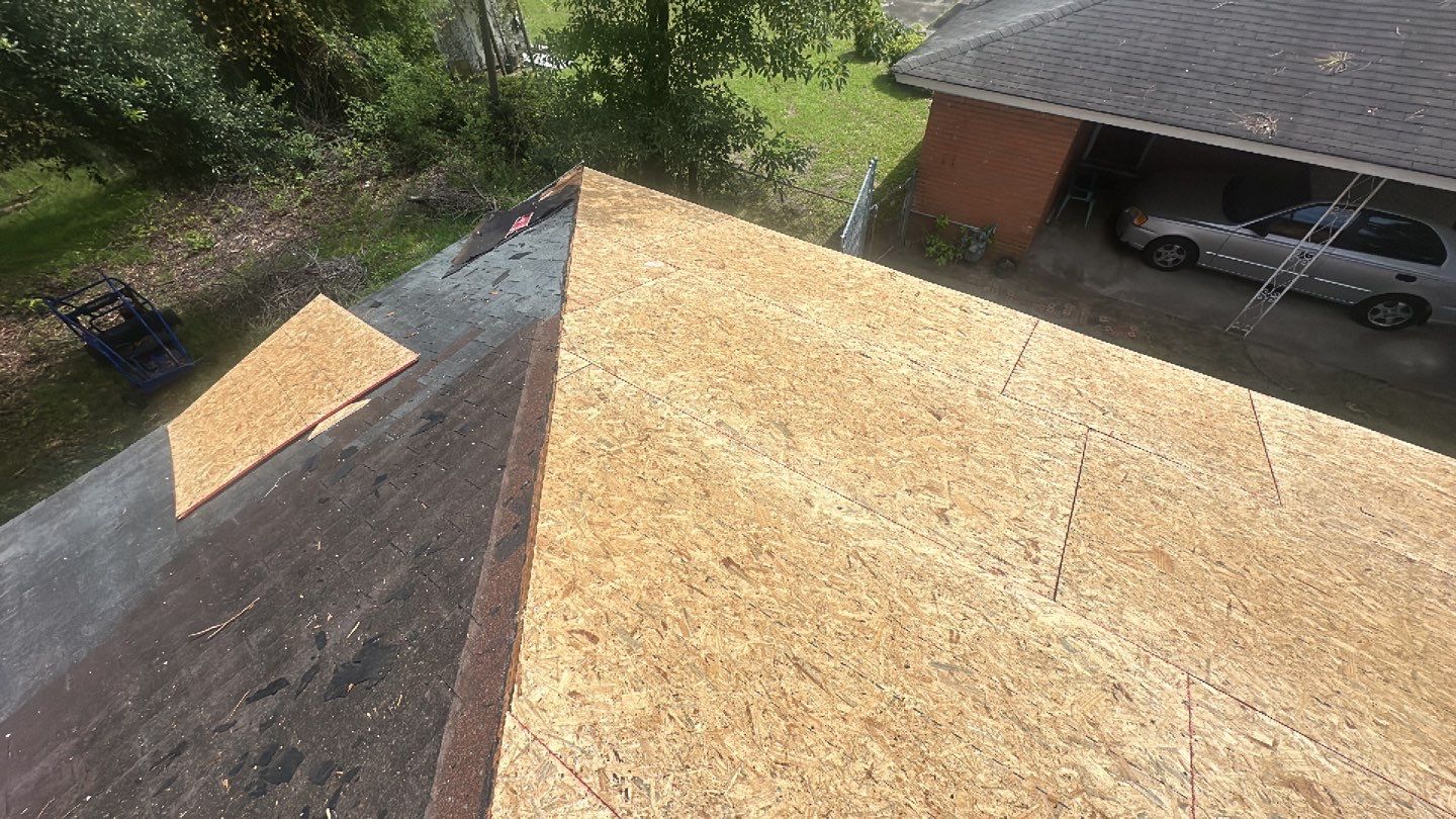 Residential Roofing Installation using Owens Corning Oakridge Estate Grey by Talya Roofing