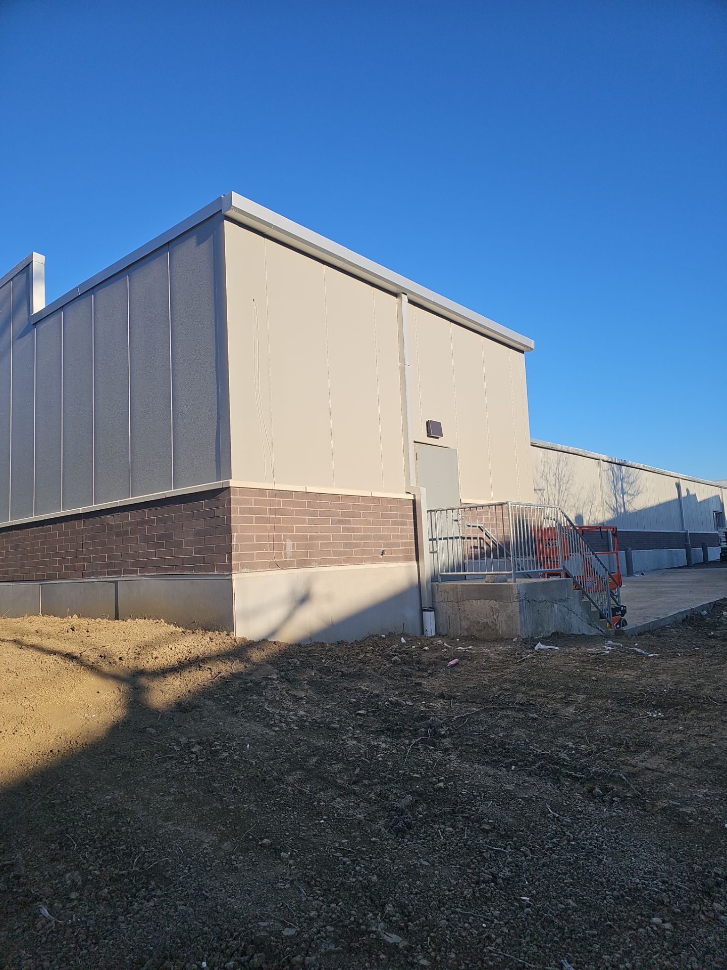 Commercial Roofing Installation using Insulated roof and wall panels by Nitro Roofing and Construction