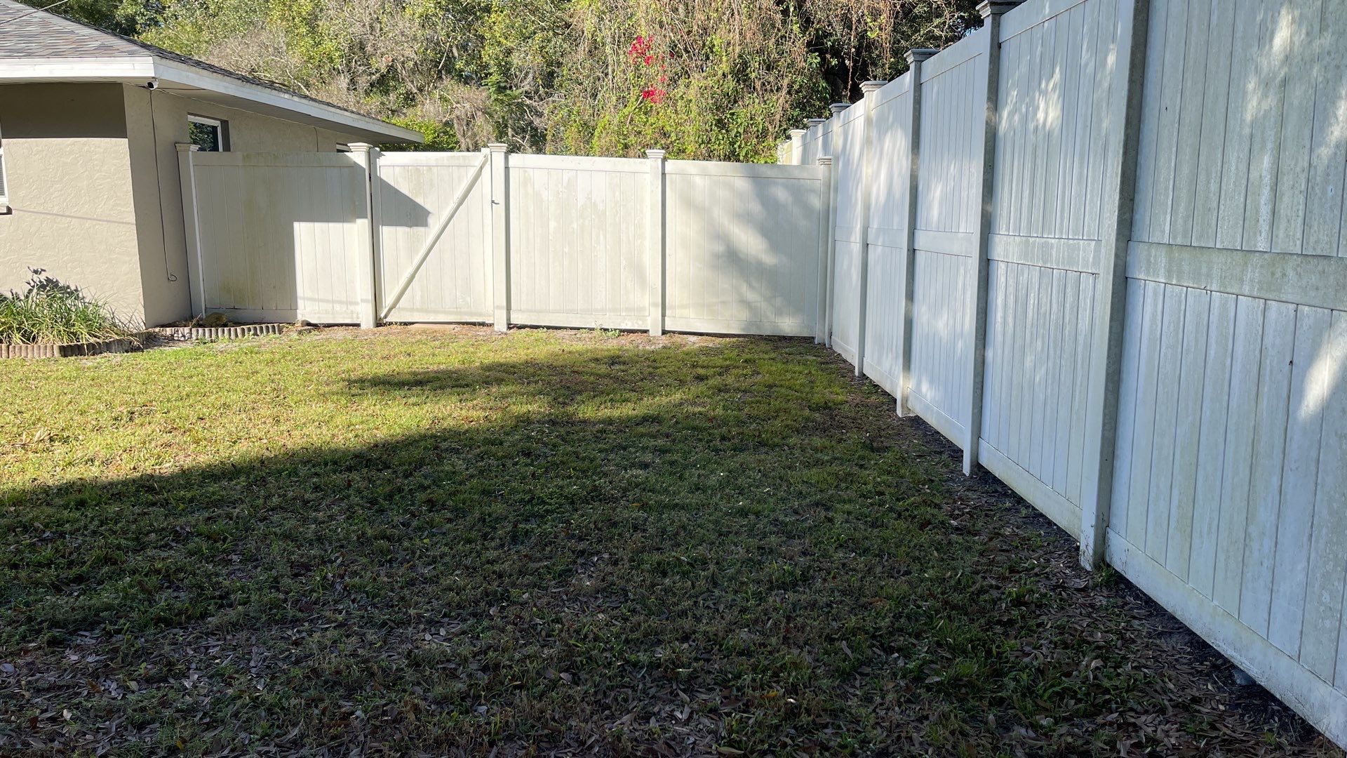 Palmetto, FL 6 ft. Tall White Vinyl Privacy Fence  by Asap fence and gates, LLC