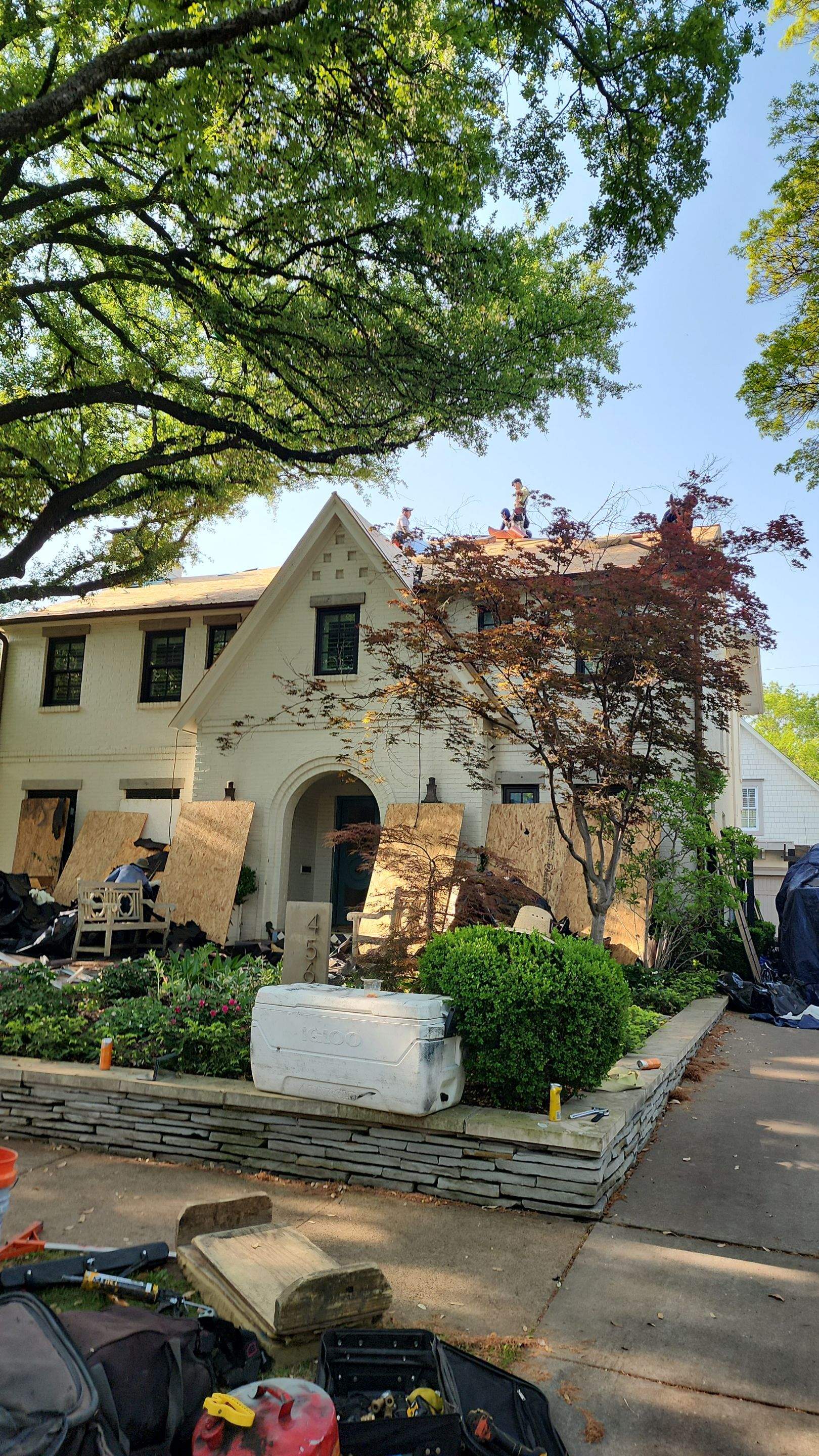 Project in Dallas by Armor Roofing | Exteriors