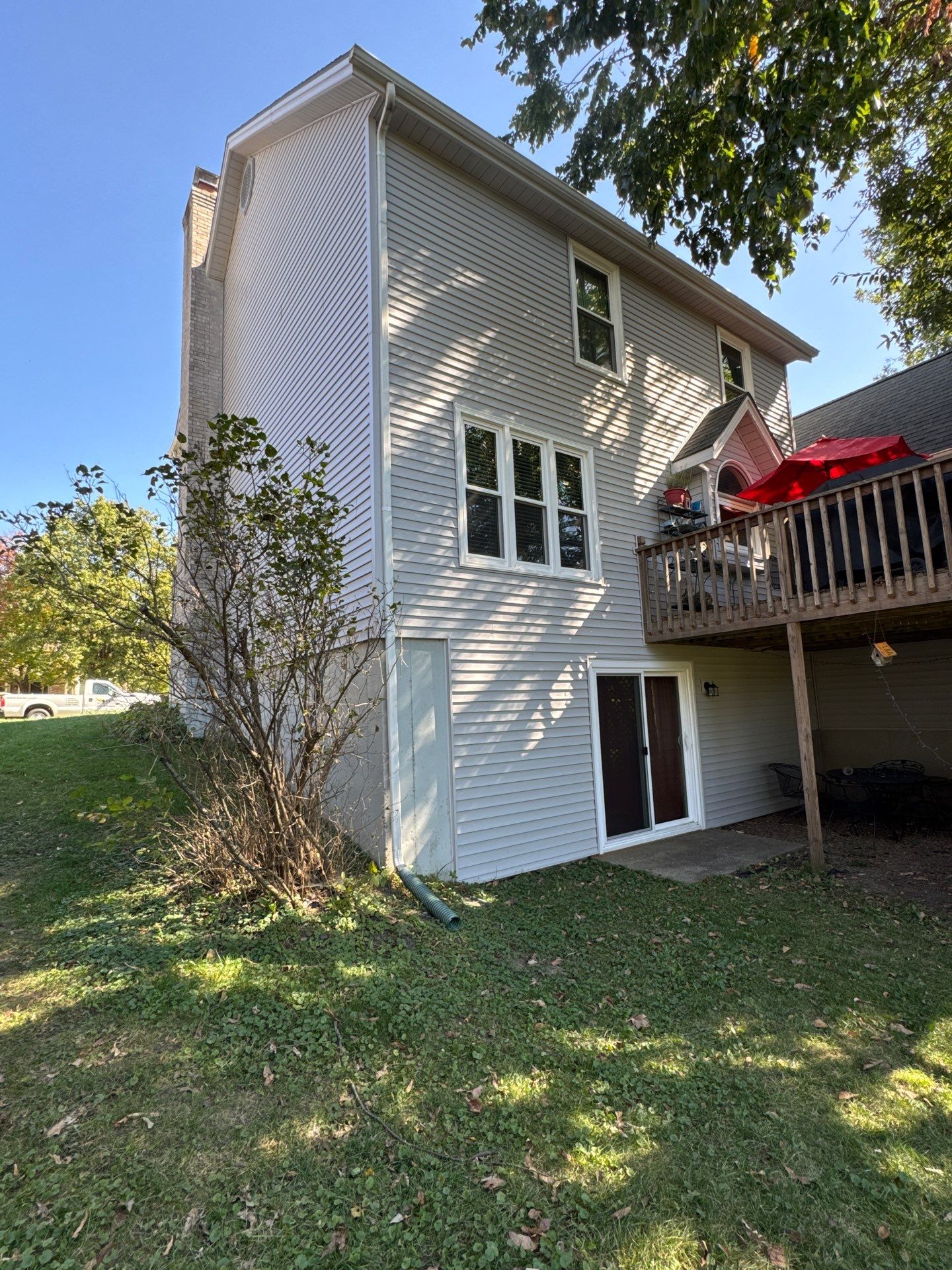 House needed this upgrade by EEC  Windows, Siding & Roofing 