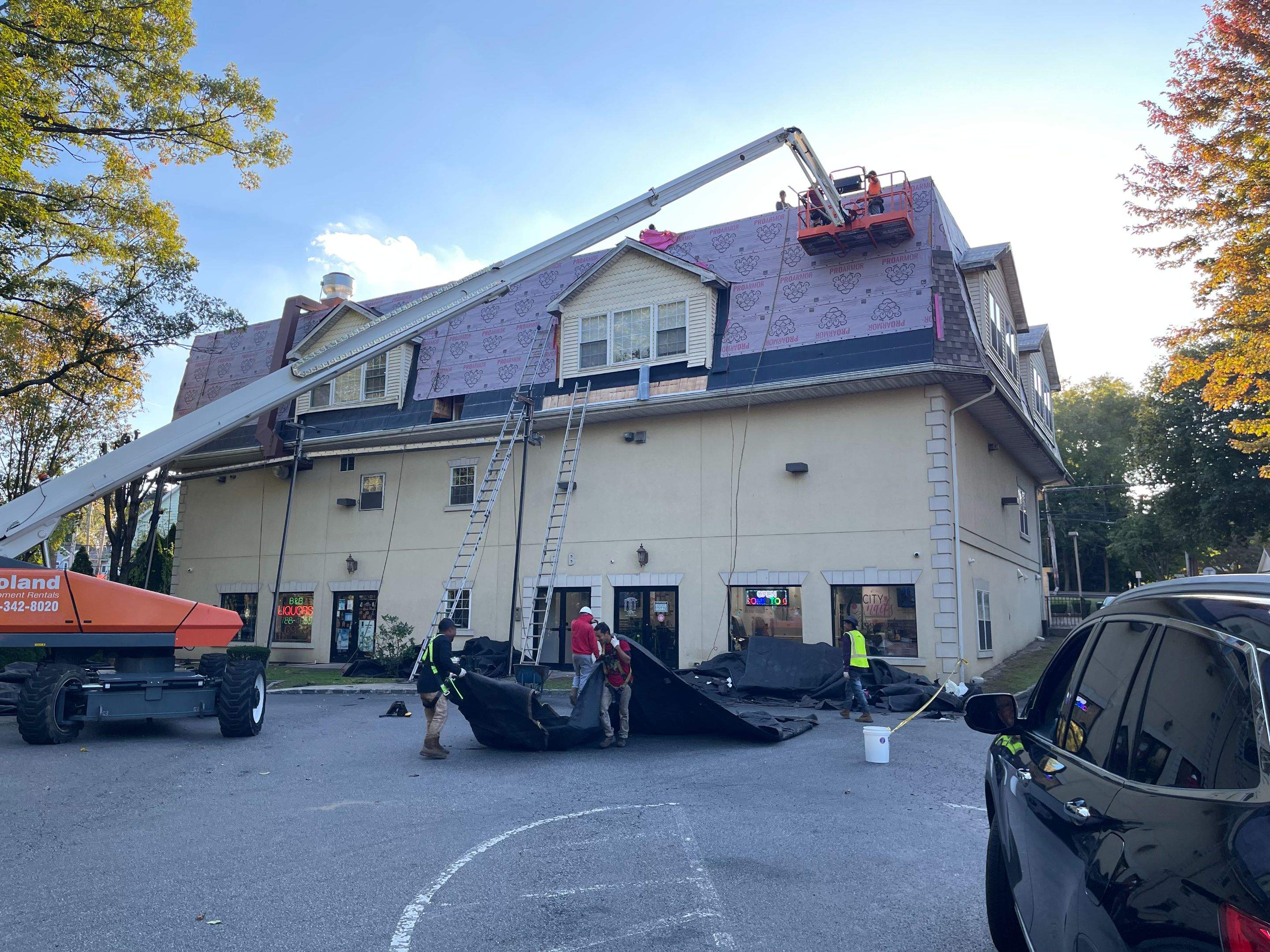 Project in Buchanan by The Energy Efficient Roofer & George's Seamless Gutters