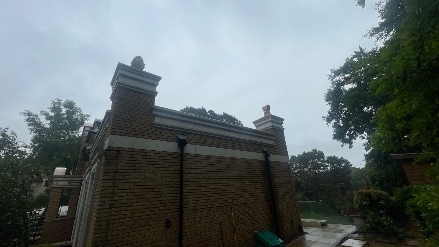 Stone Work Cleaning using Honda 15lpm Low Pressure Washing Machine by Ges Exterior Cleaning ltd