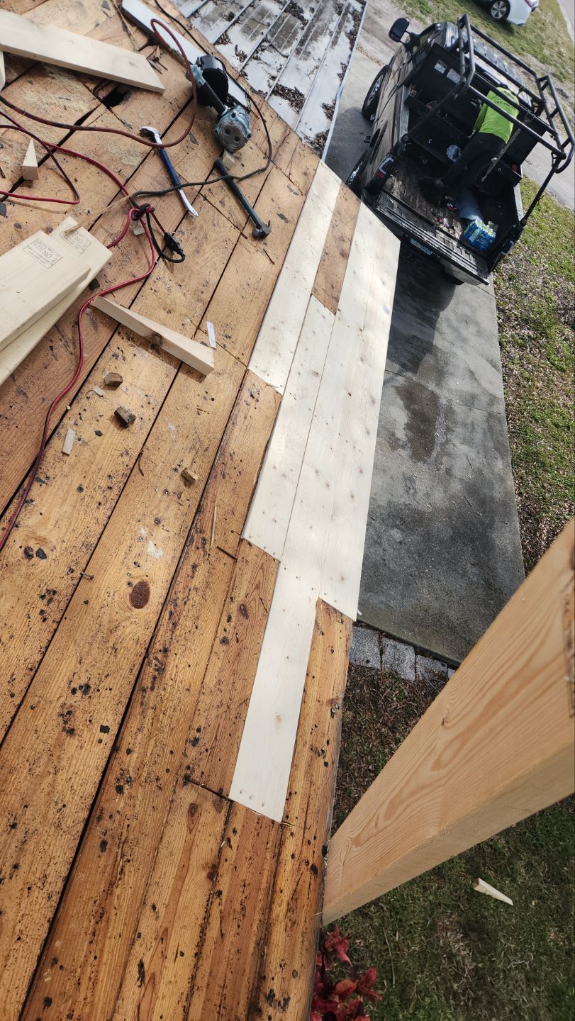 Project in St. Petersburg 33711 by Mitchell Roofing Company LLC 
