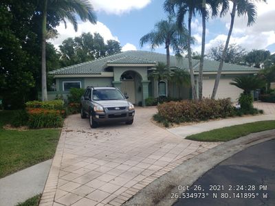 Residential Roofing Installation using Eagle Roofing Tile