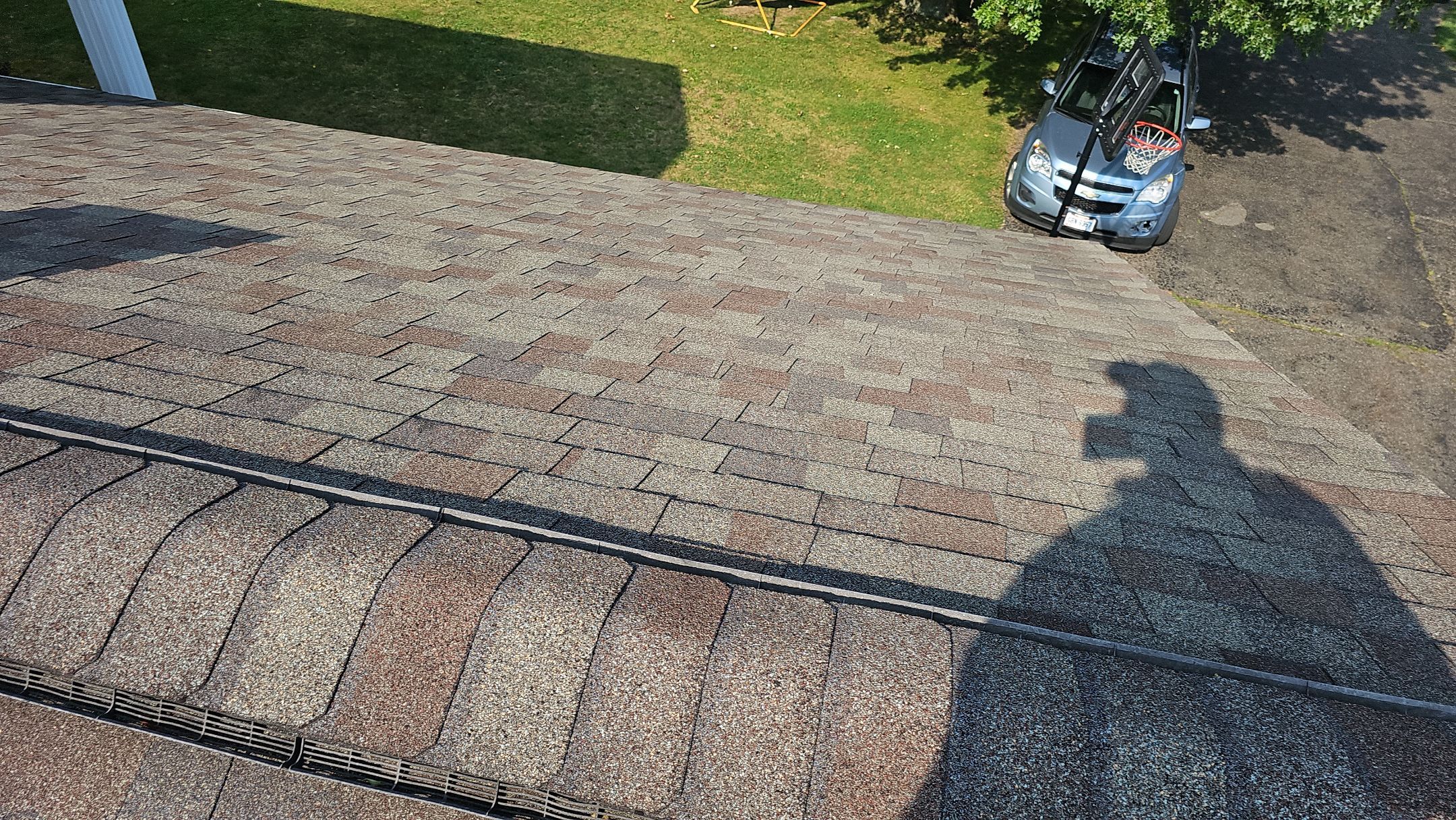 ATLAS PINNACLE COLOR: WEATHERWOOD DRIP EDGE: WHITE by Eagle Eye Roofing