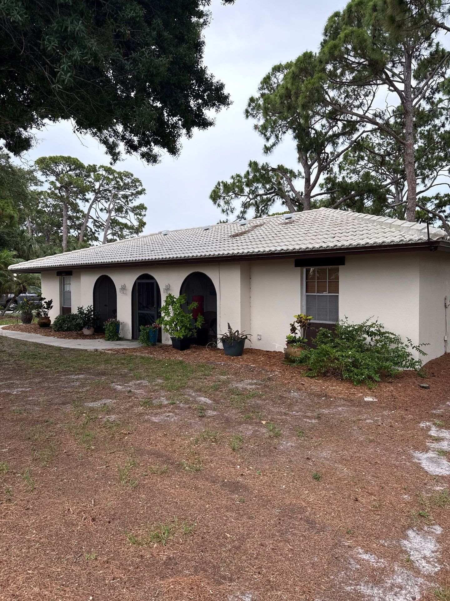 Seamless Aluminum Gutter Installation using Musket Brown Seamless Gutters in Nokomis FL by Gutter Professors