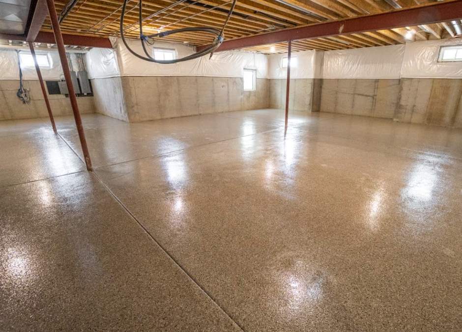 Creekbed Flake Basement Floor Coating by Level 10 Coatings