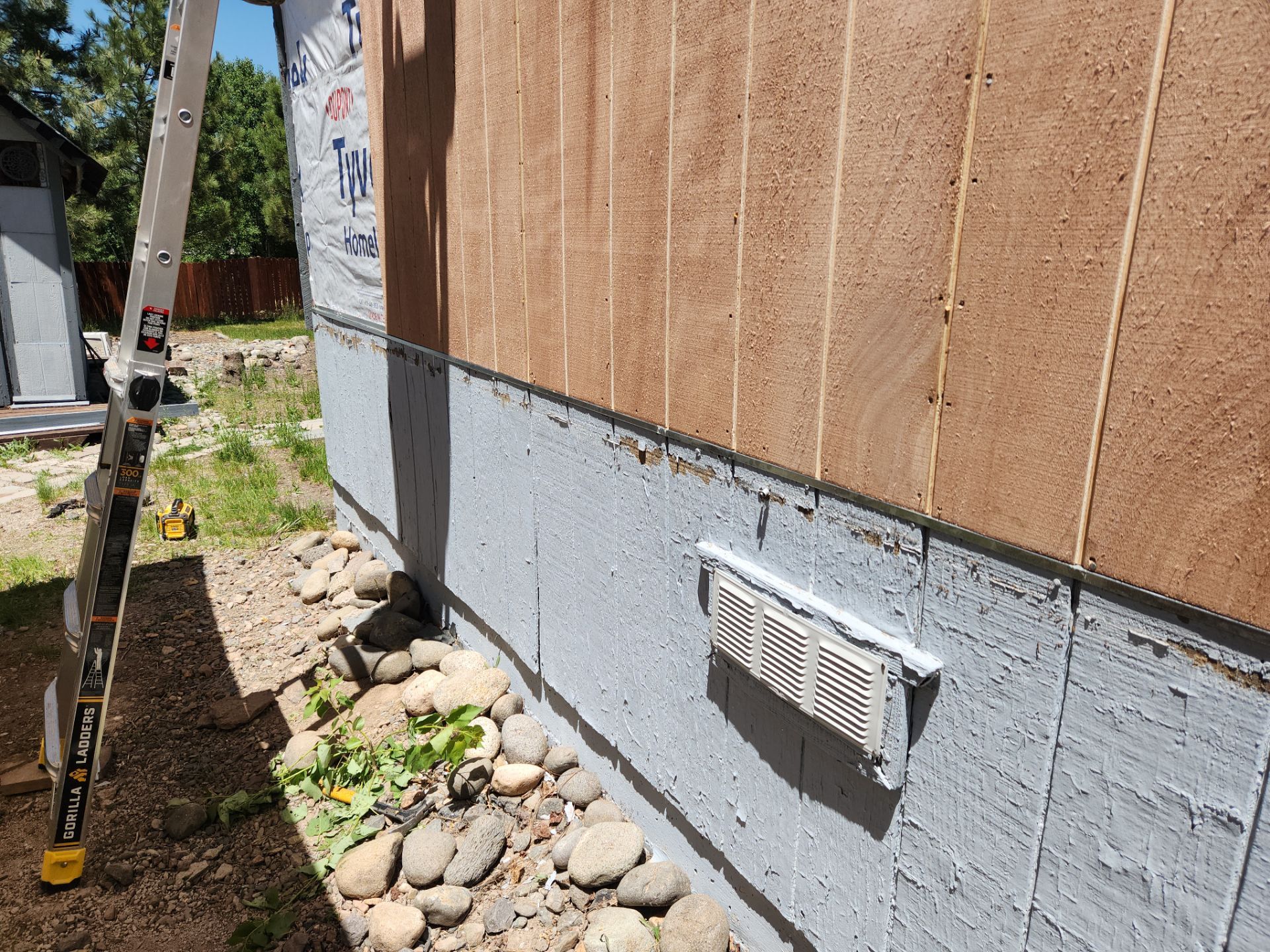 Siding Repairs by The Tahoe Tradesman