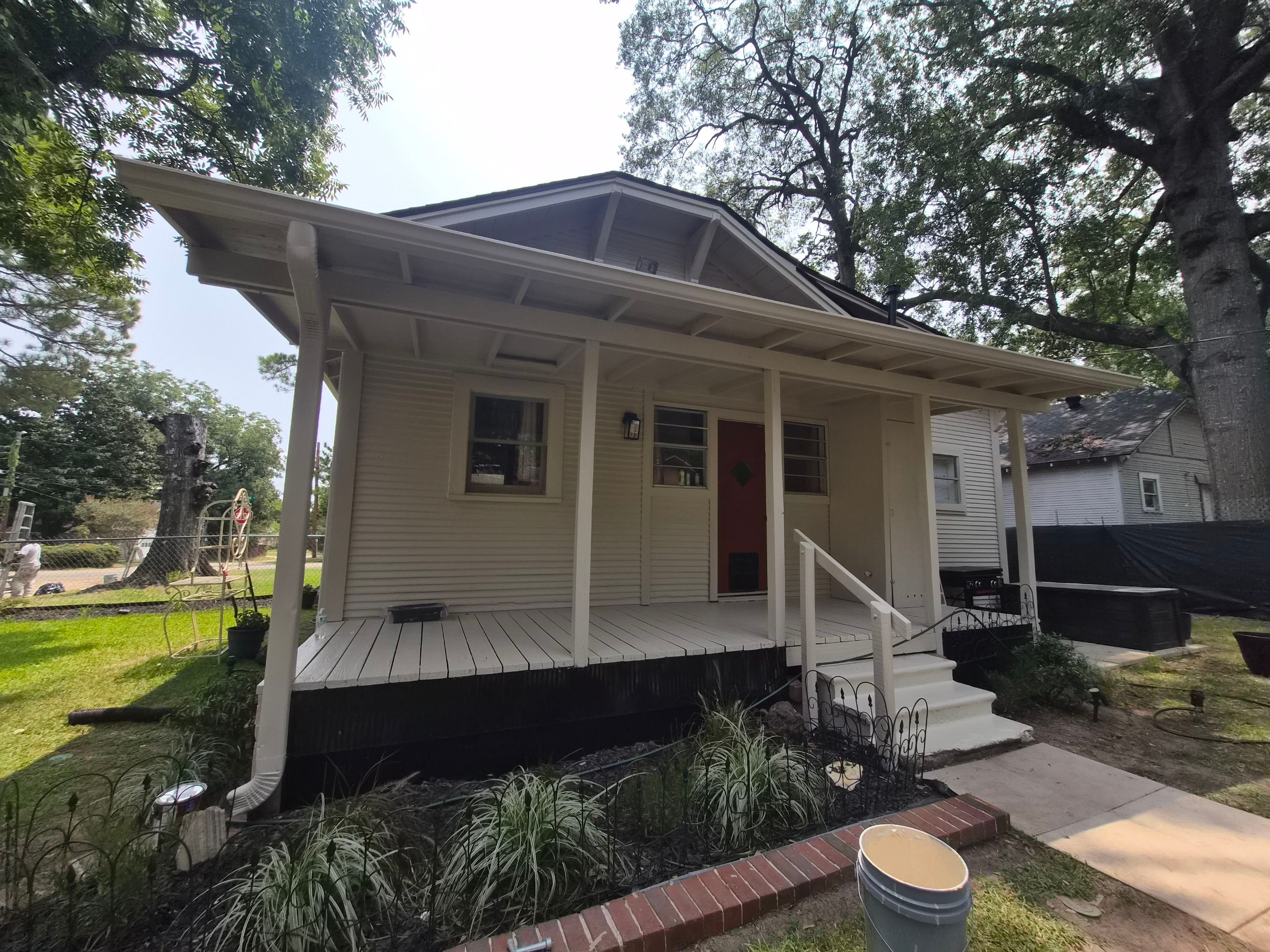 Old Mineola Home Gets New Facelift with Paint by Quality Coats Painting