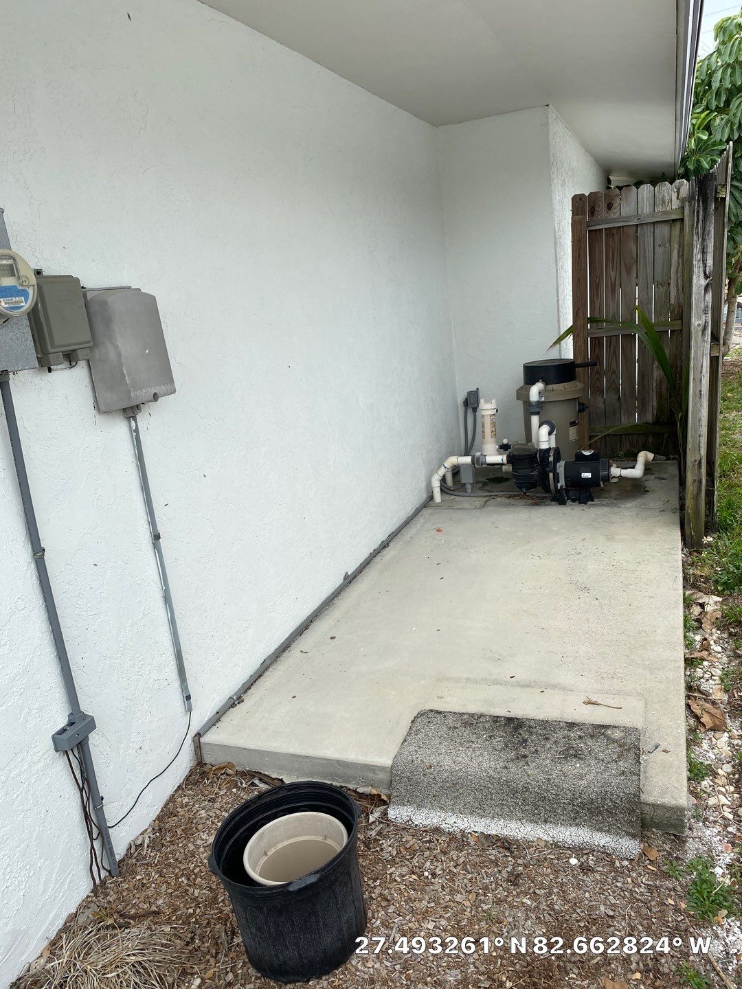 Bradenton, FL 6 ft. Tall White Vinyl Privacy Fence by Asap fence and gates, LLC