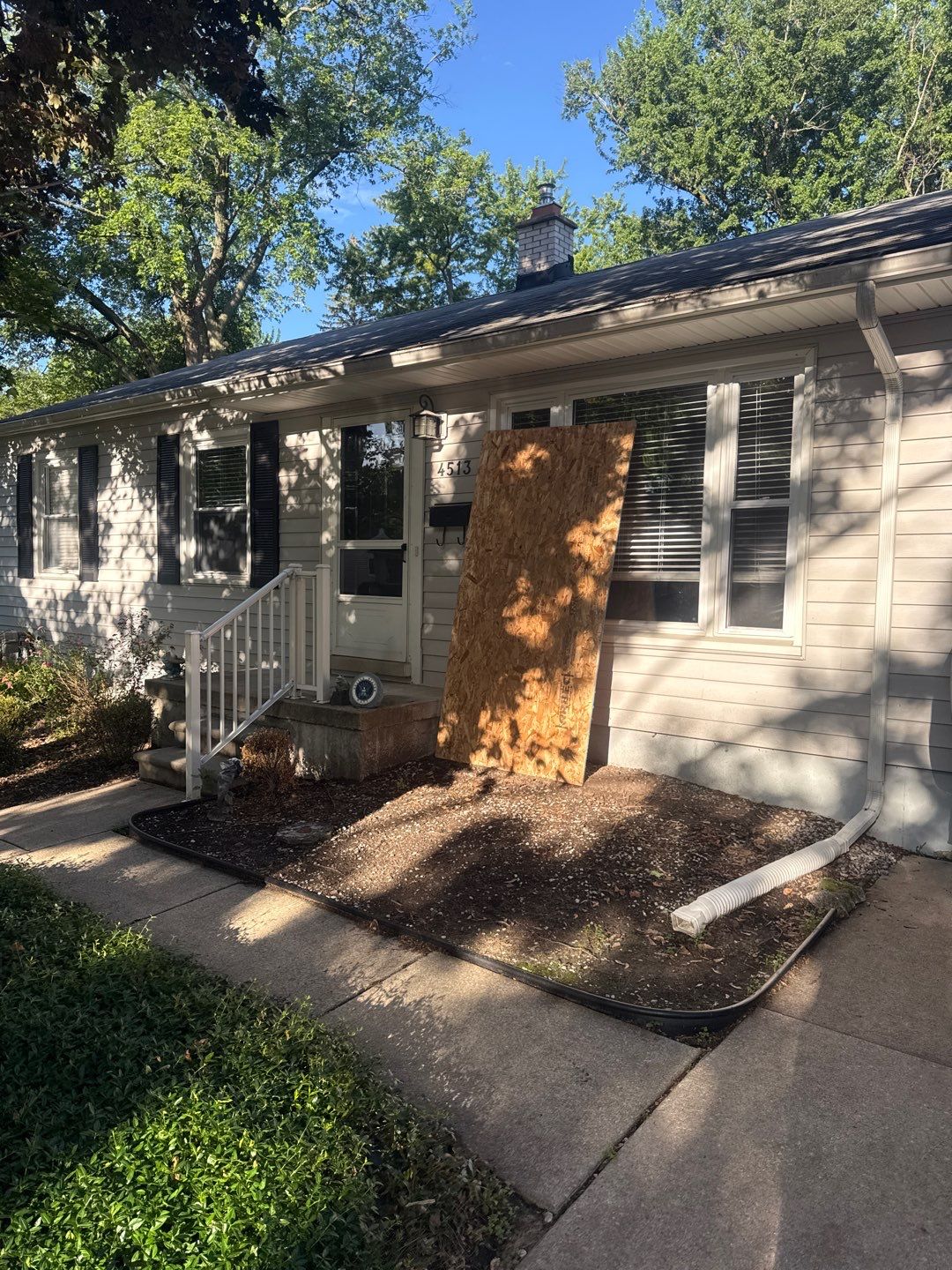 Roof Replacement using Owens Corning Tru Definitions by 180 Contractors