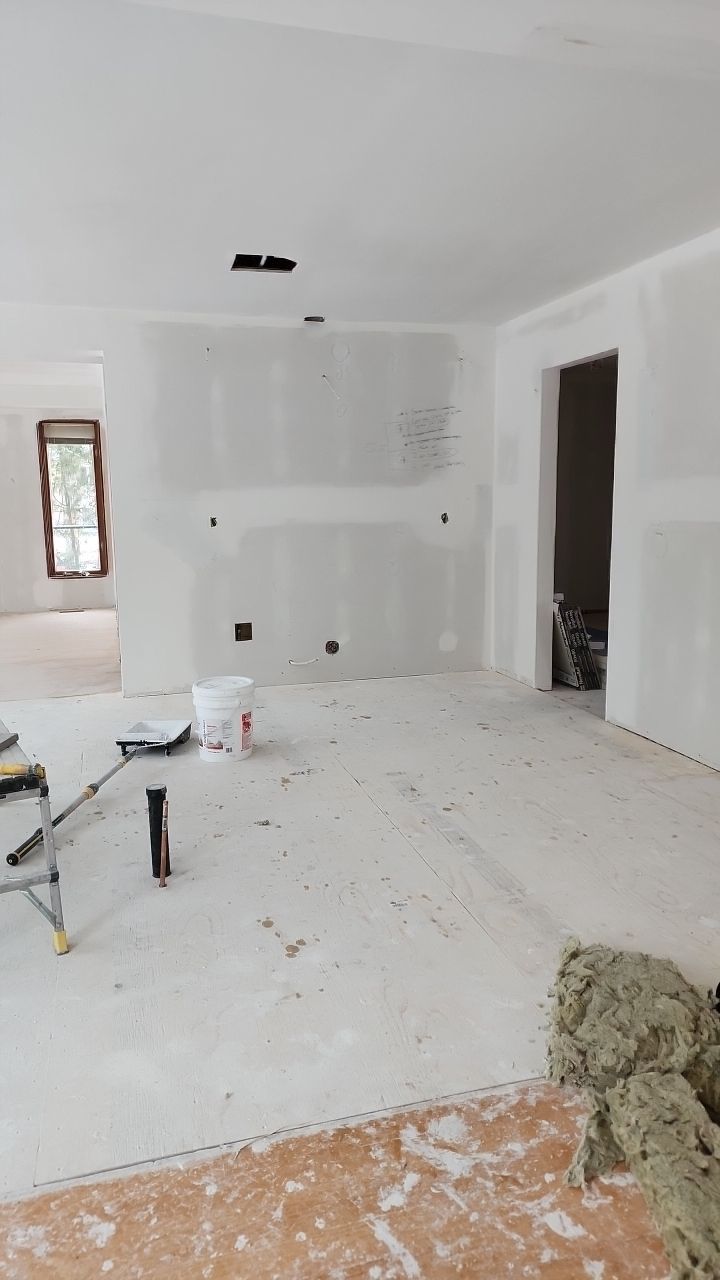 Full house renovation by Eco-Nature Construction Inc.