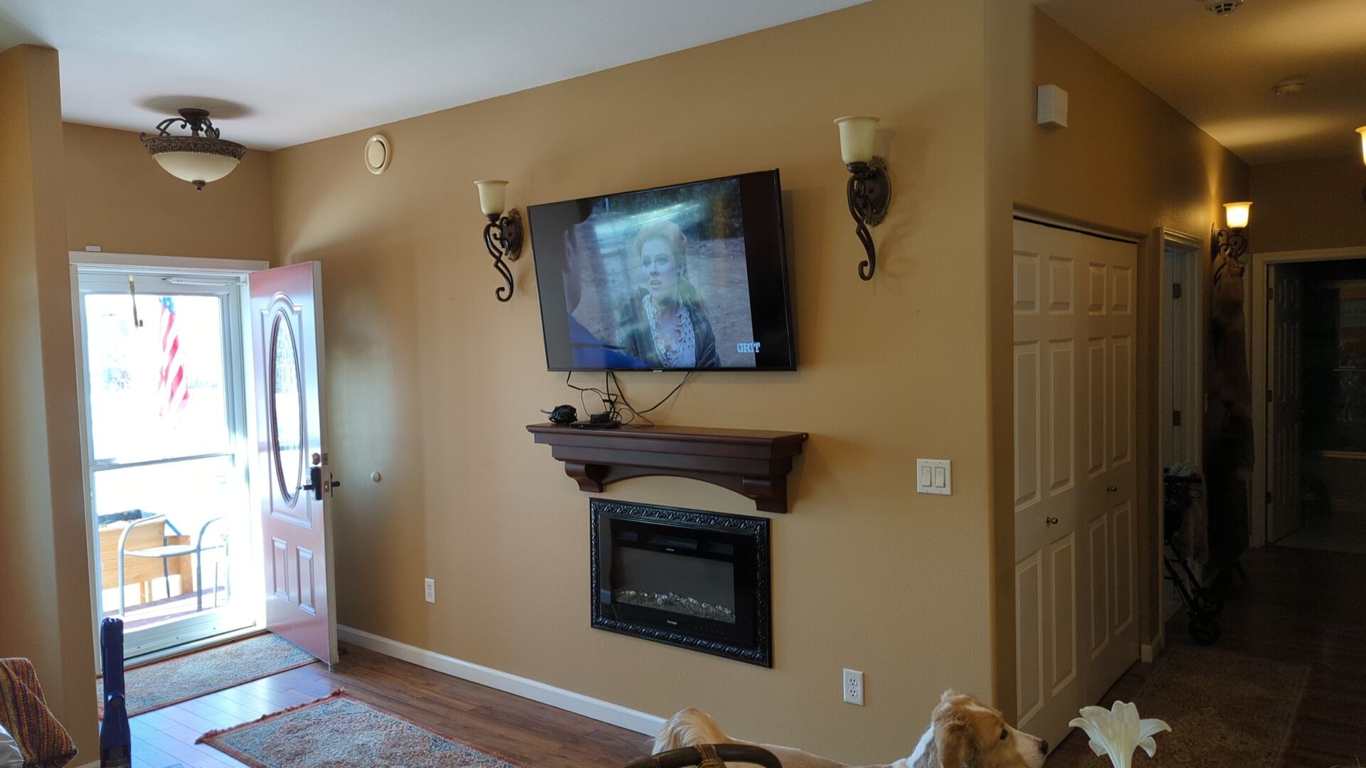 Home Interior Repaint by Midnight Sun Painting
