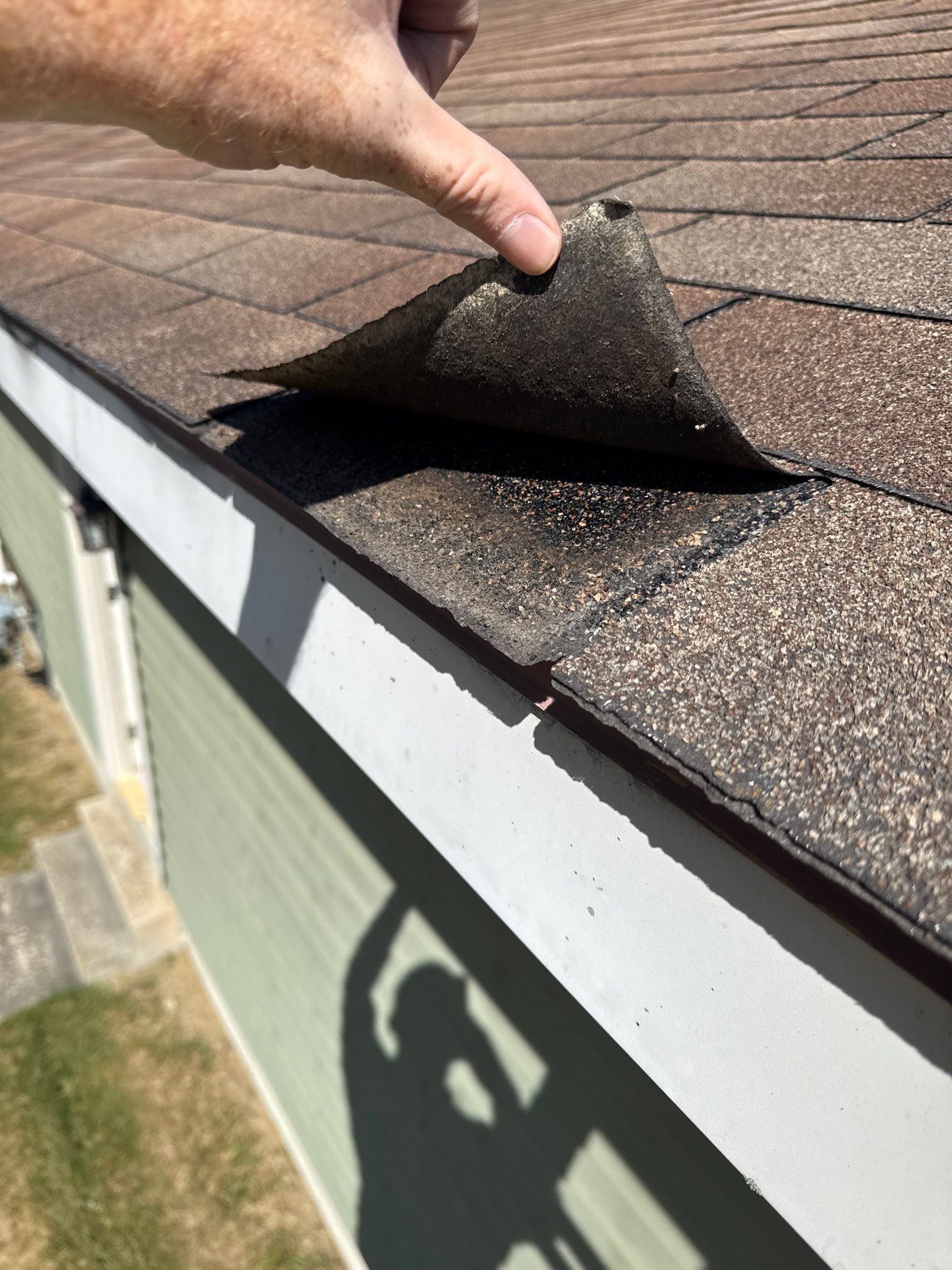 Roof Replacement using Owens Corning Sand Castle and Siding Replacement using Odyssey Plus D4" Wood Grain by 180 Contractors