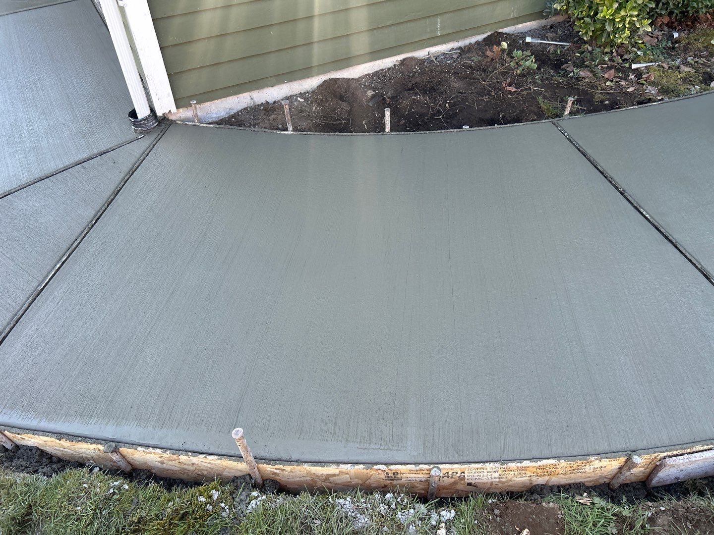 William | Concrete Driveway by Jireh Asphalt & Concrete Inc 