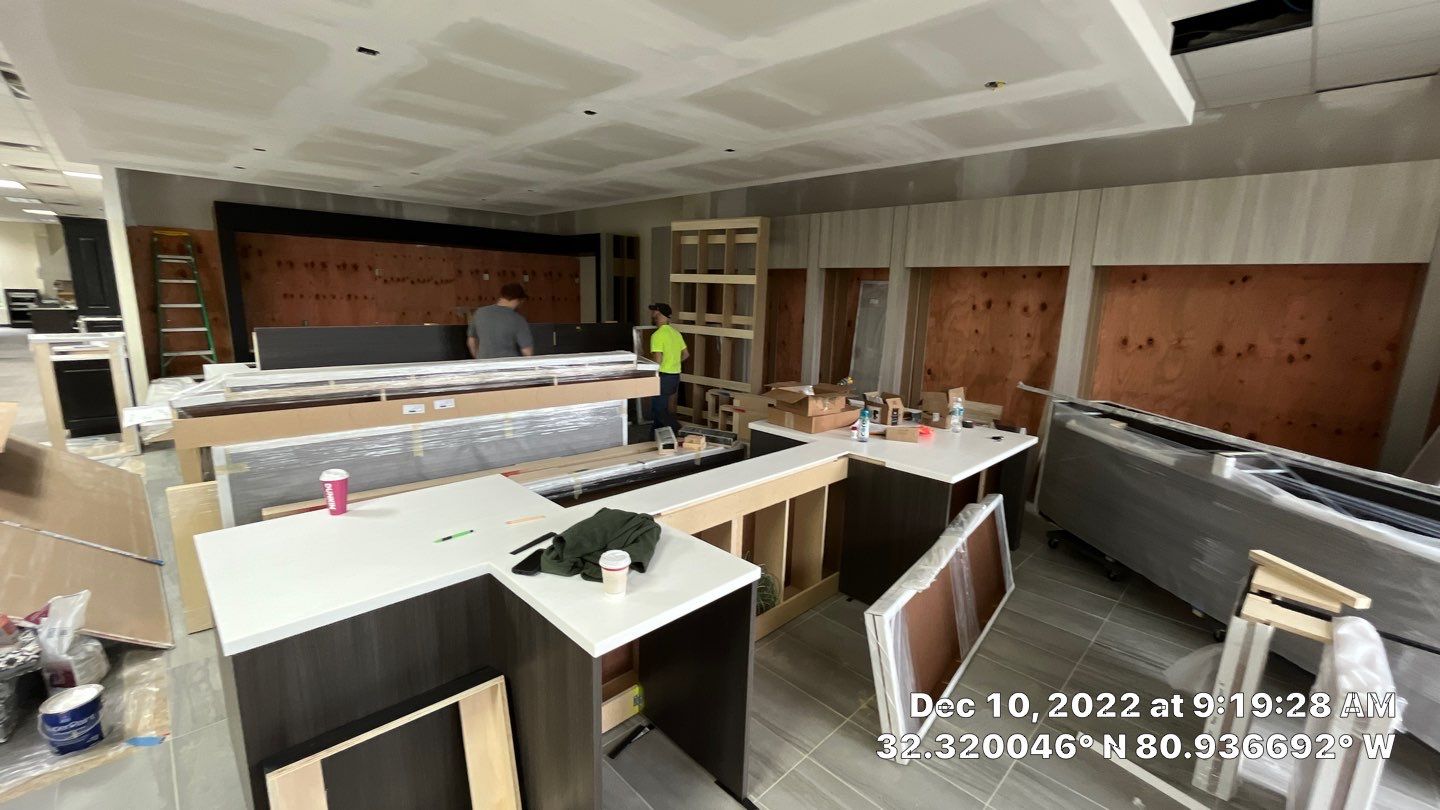 Construct Living Kitchen by Geaux 2 Guy, LLC