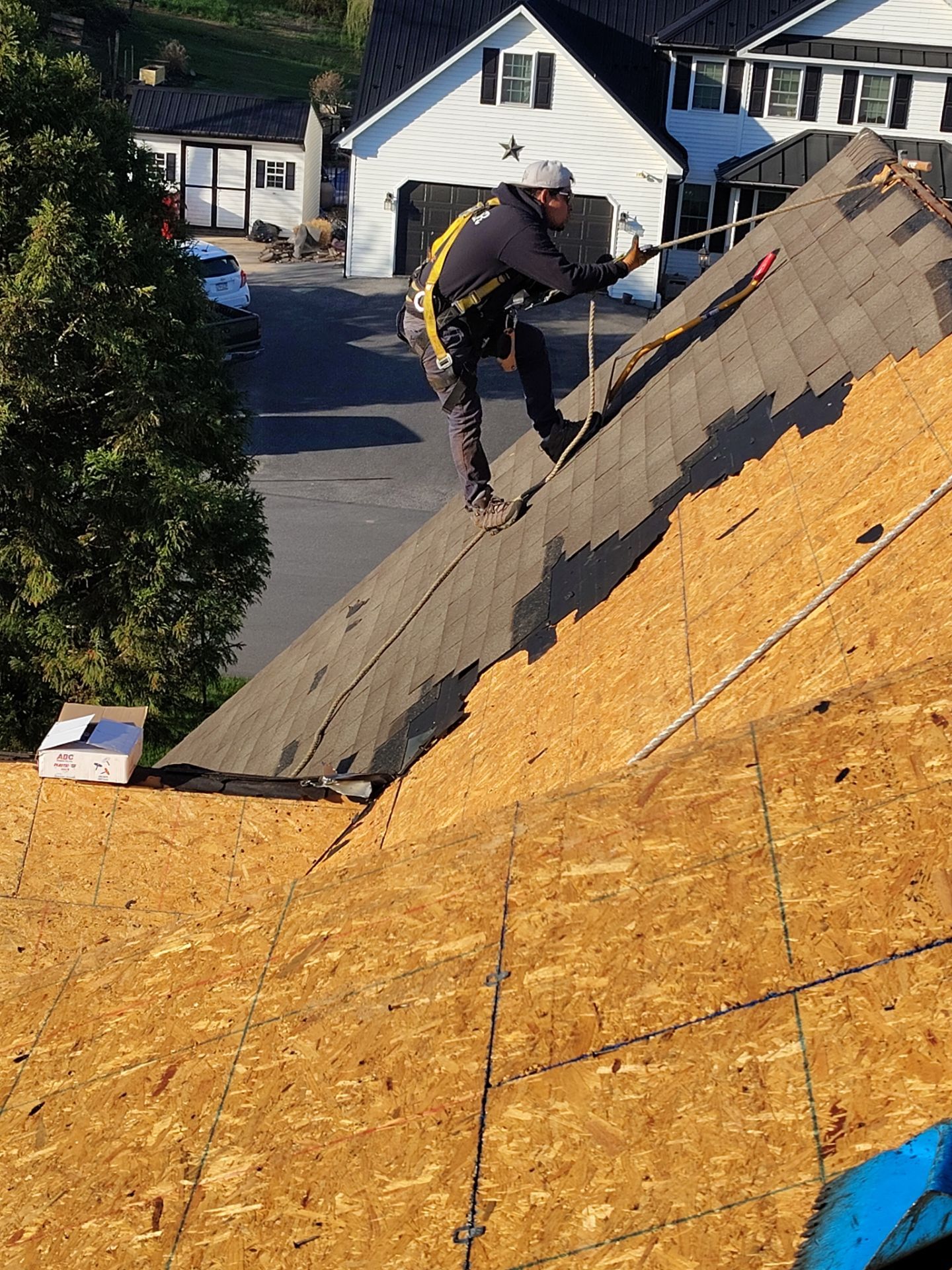 Residential Roofing Installation using Everlast Azm Panel -charcoal by Teflon Roofing