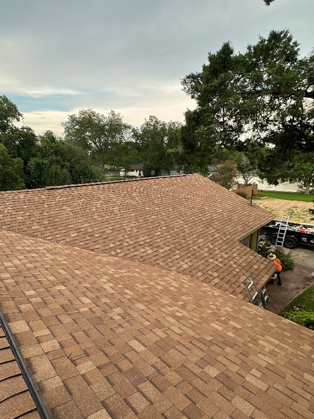 Residential Roofing Installation using Owen's Corning Duration (Lifetime) Shingles by Roof Repair Company