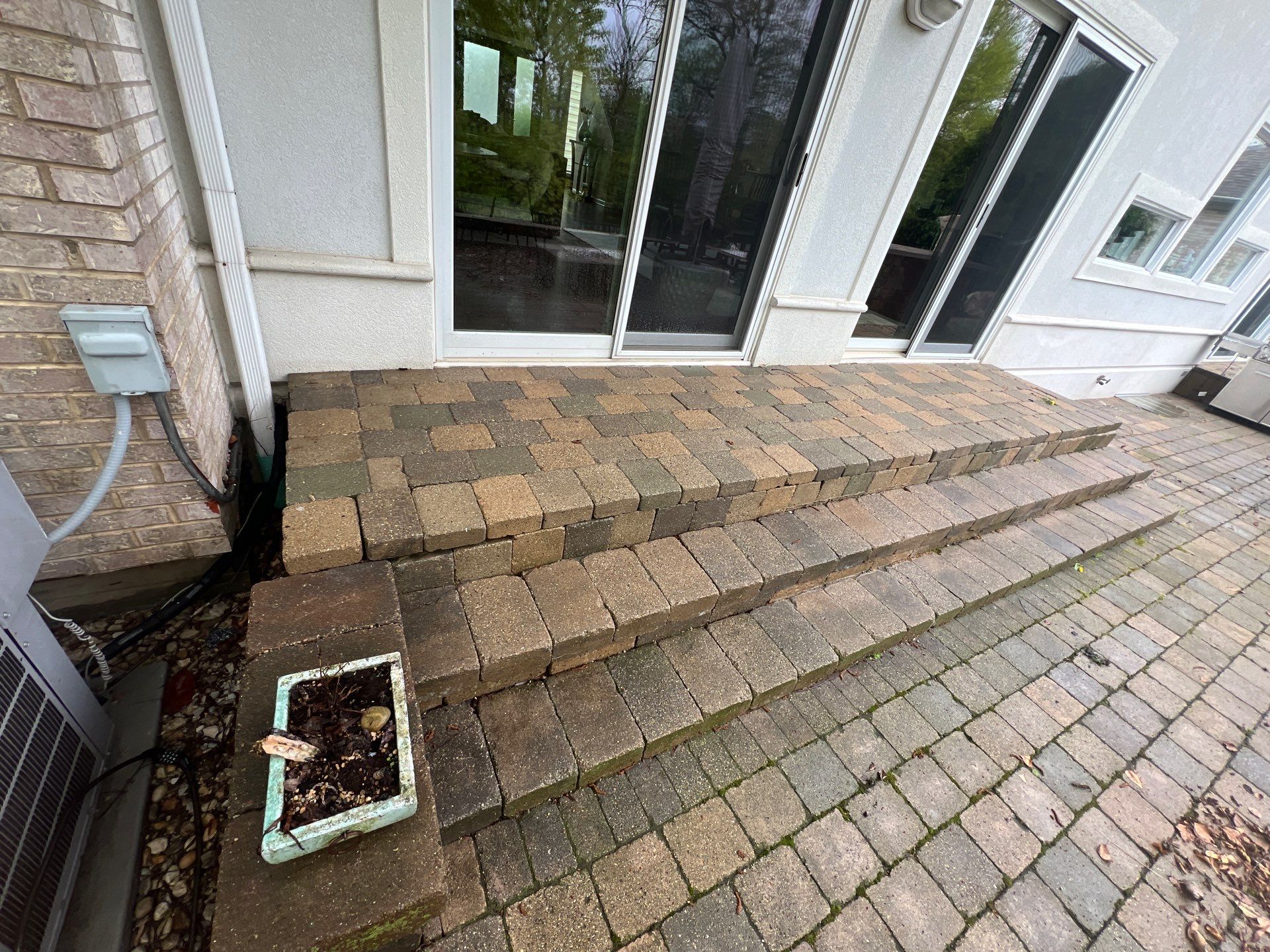 dryvit using Algaecide, soft wash soap by Northern Power Washing LLC.